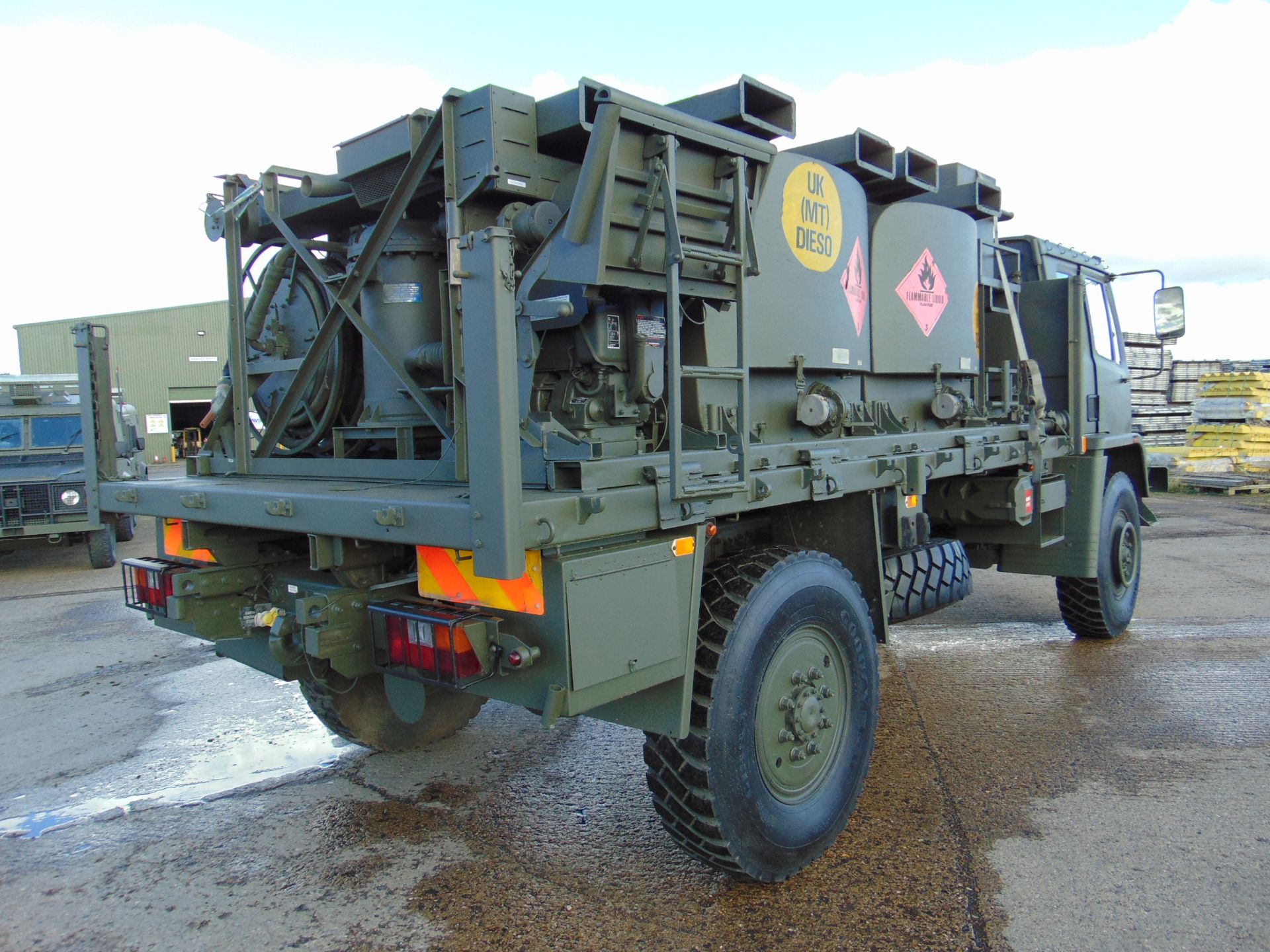 Leyland Daf 45/150 4 x 4 Refueling Truck C/W UBRE Bulk Fuel Dispensing System - Image 7 of 35