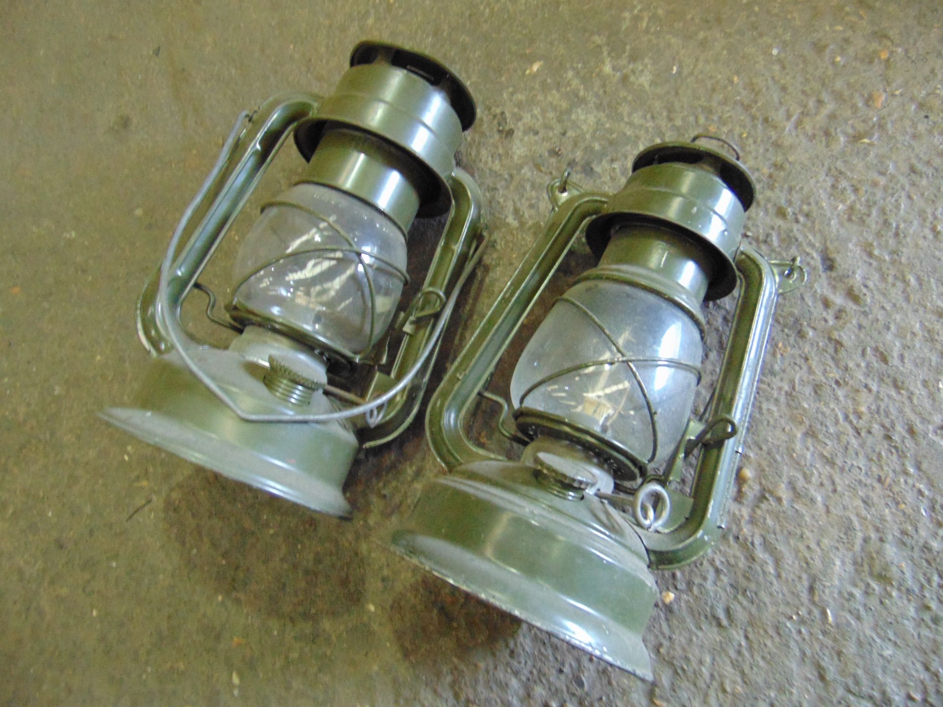 2 x Vintage Chalwyn Tropic/Gremlin Hurricane Lamps