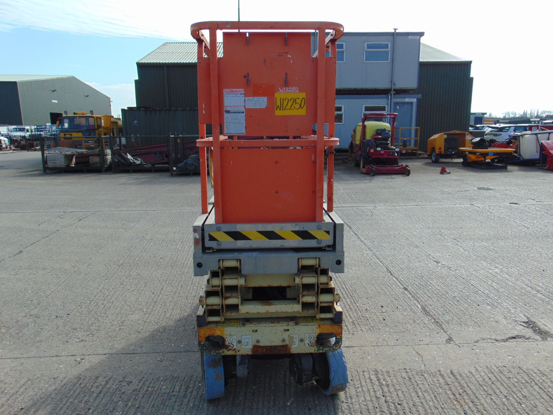 2010 JLG 1930ES 7.62m Electric Scissor Lift Access Platform ONLY 330 Hours! - Image 7 of 15