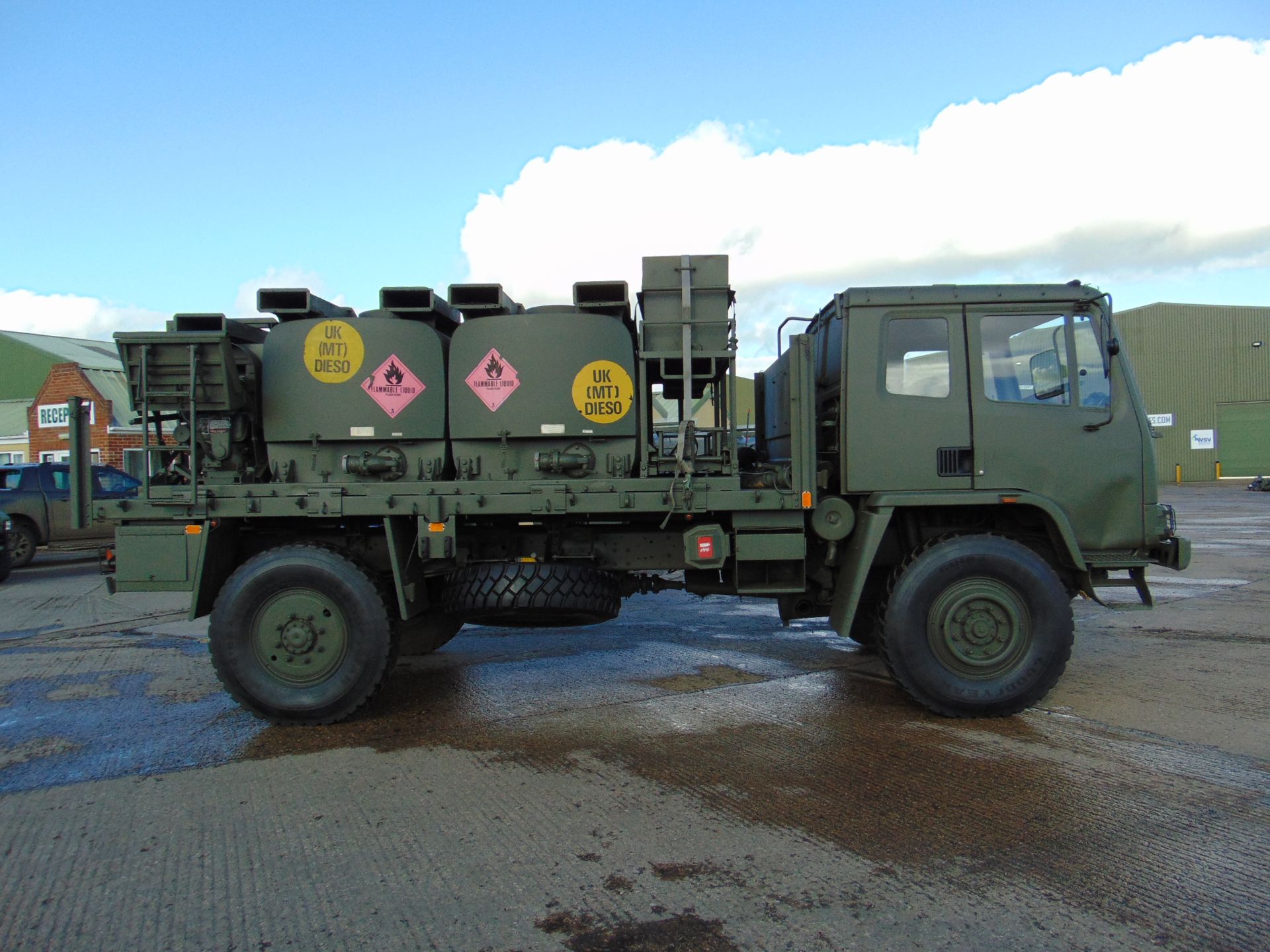 Leyland Daf 45/150 4 x 4 Refueling Truck C/W UBRE Bulk Fuel Dispensing System - Image 6 of 35