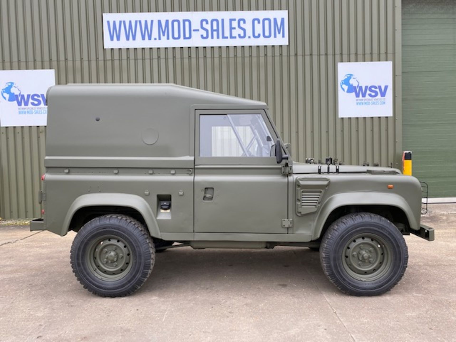 Land Rover Defender 90 Wolf 300TDi FFR hardtop RHD, TUL Remus upgrade. - Image 7 of 49