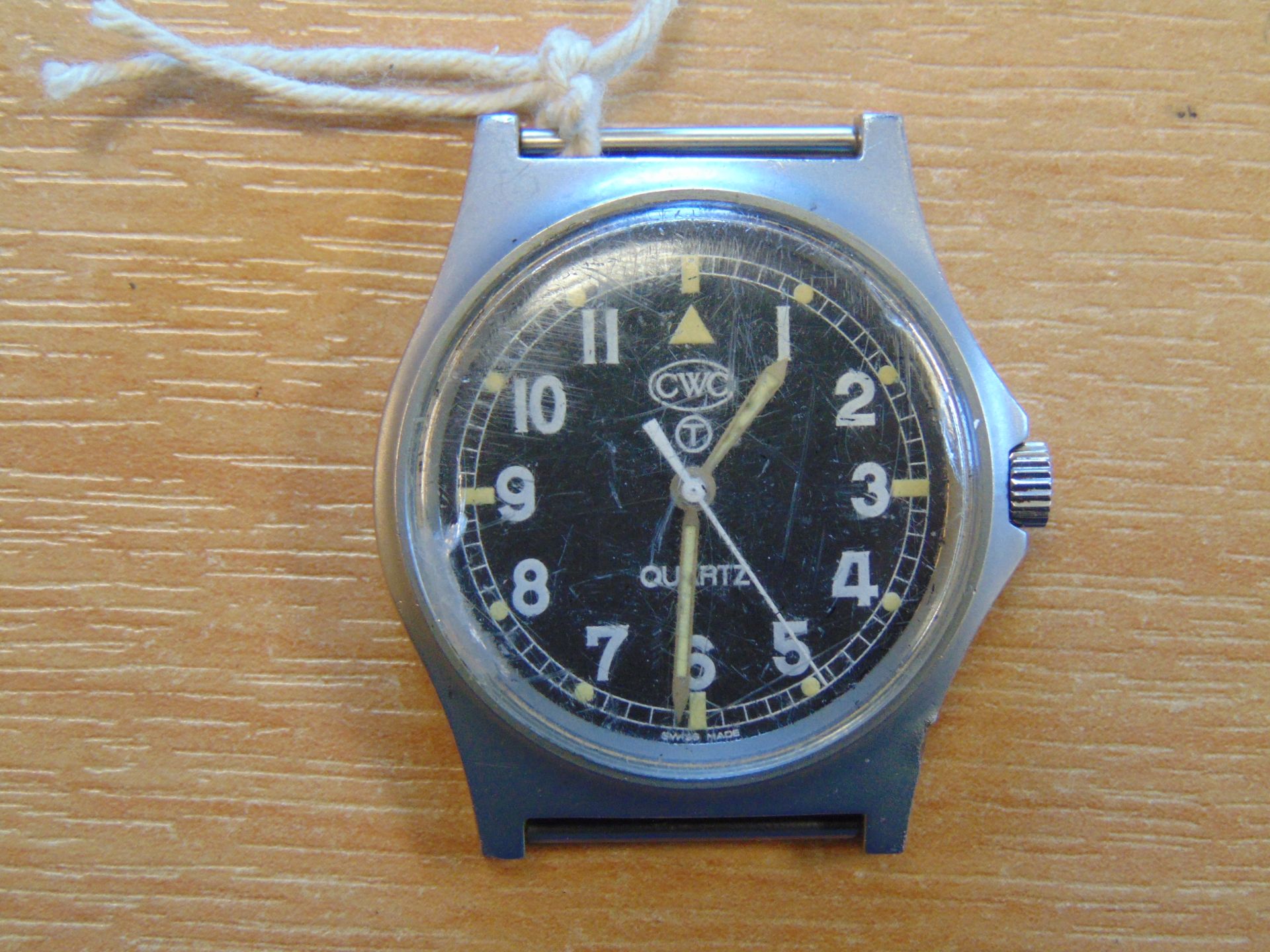 CWC W10 BRITISH ARMY ISSUE SERVICE WATCH NATO MARKS DATE 1998 - Image 2 of 5