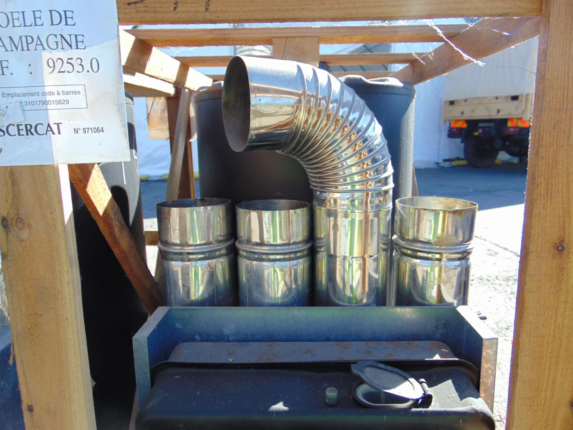 Unissued Deville Campaign Multi-Fuel Heater - Image 6 of 6