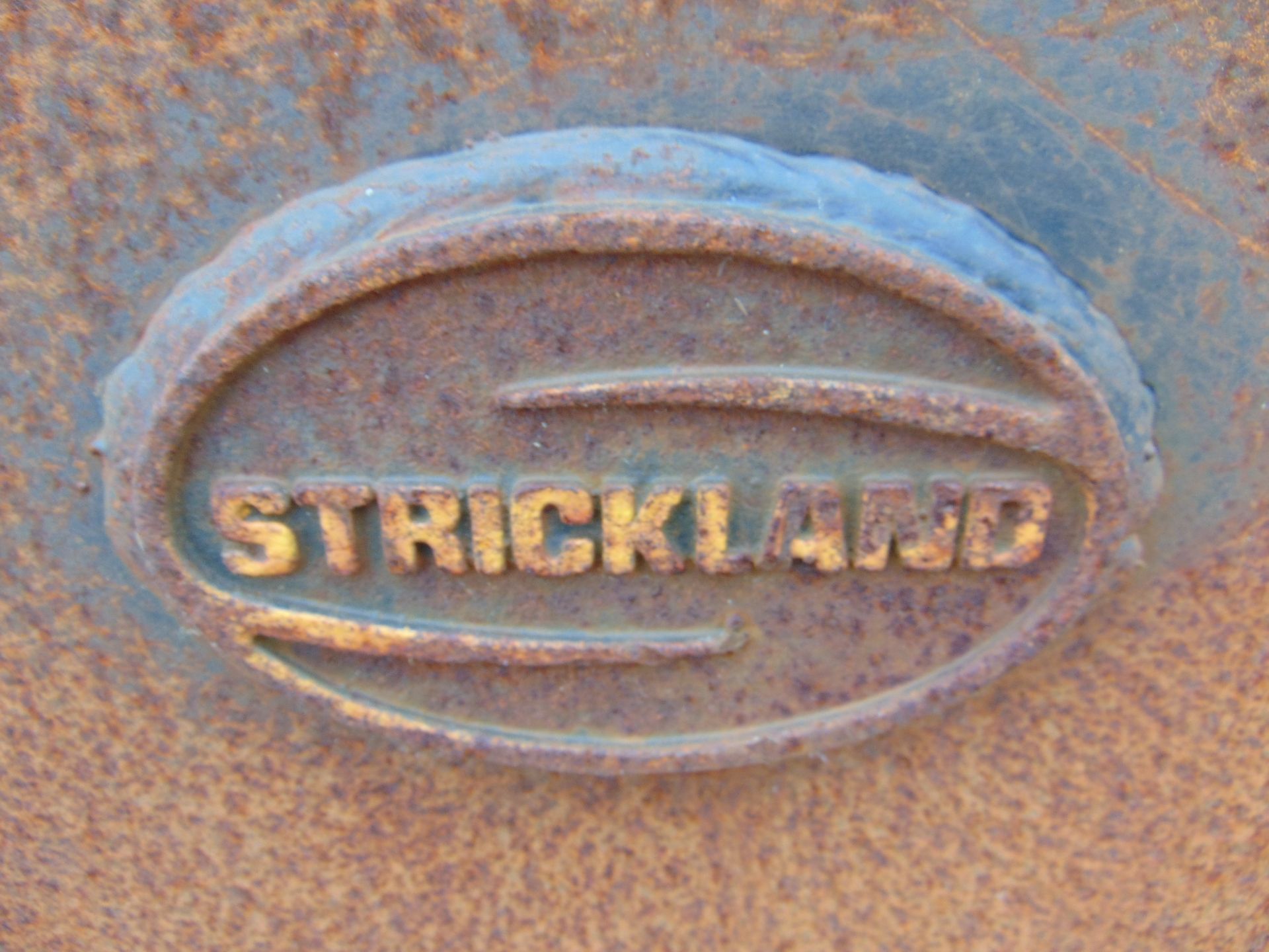 Strickland 34" Heavy Duty Digging Bucket 60mm Pin - Image 6 of 6