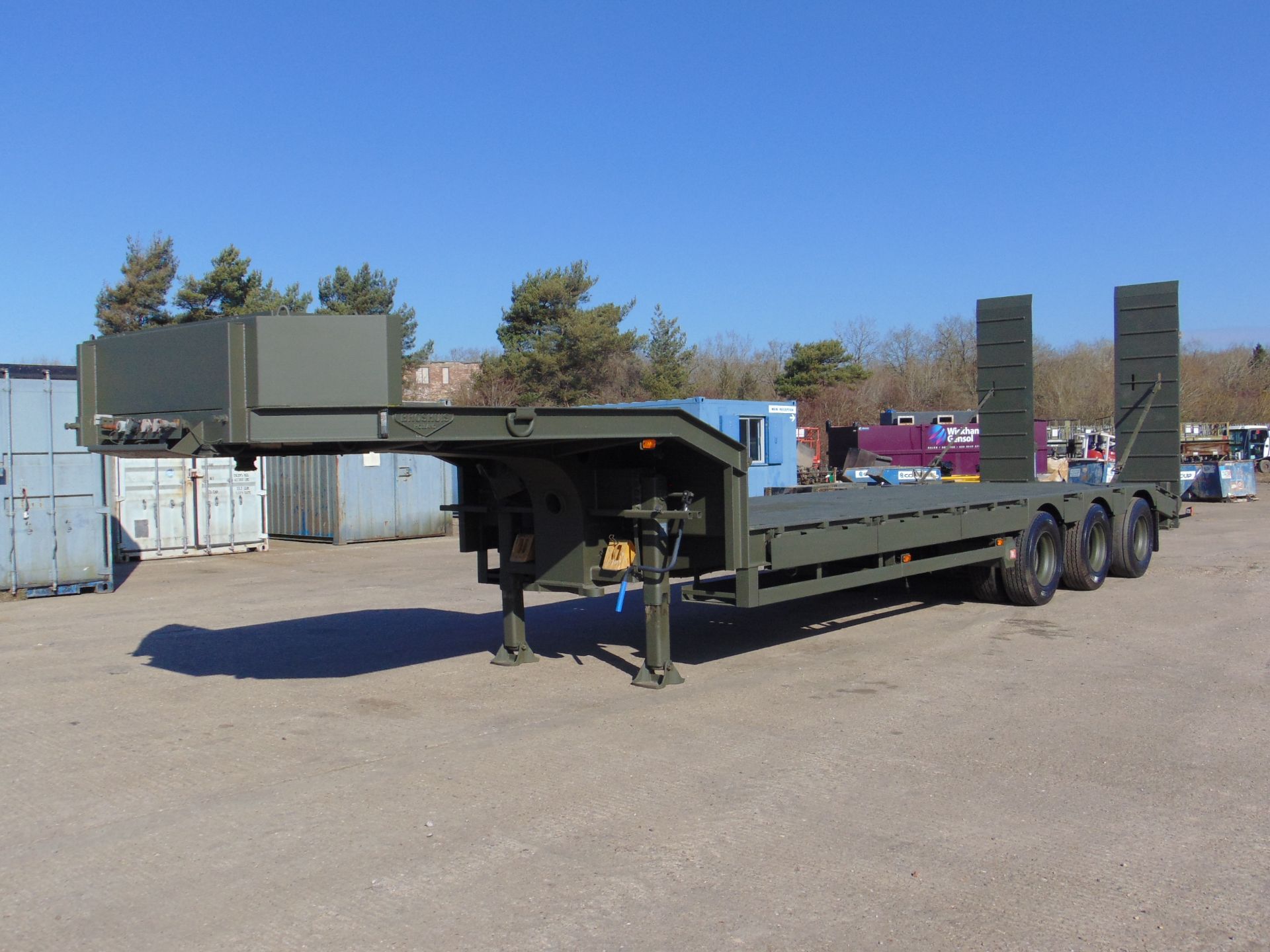 EX RESERVE Broshuis E-2130 Tri Axle Stepframe 43 Ton Trailer - Image 28 of 59