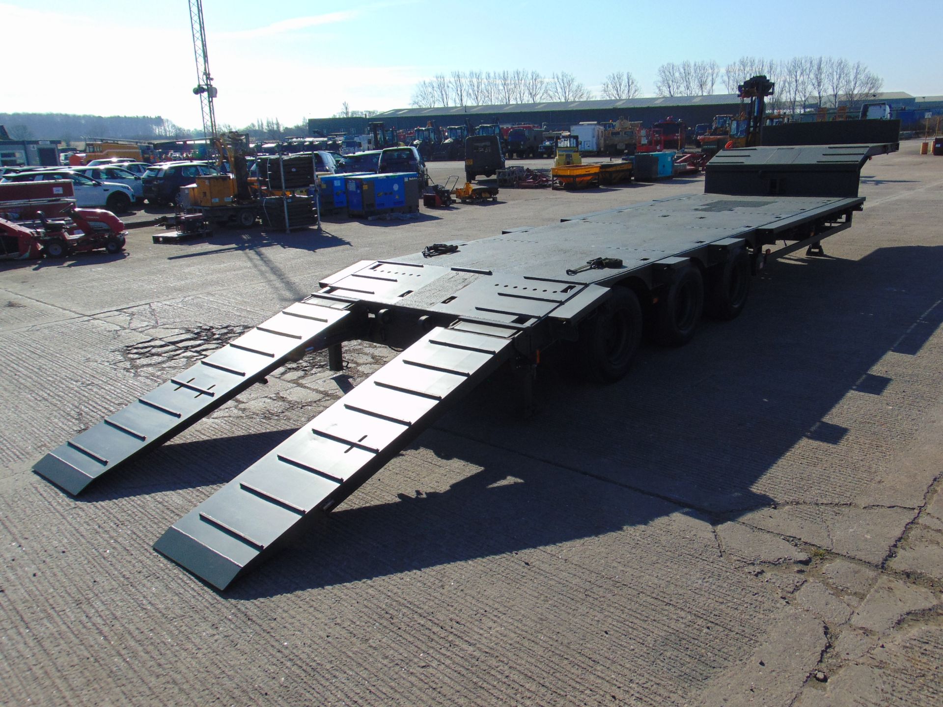 EX RESERVE Broshuis E-2130 Tri Axle Stepframe 43 Ton Trailer - Image 11 of 59