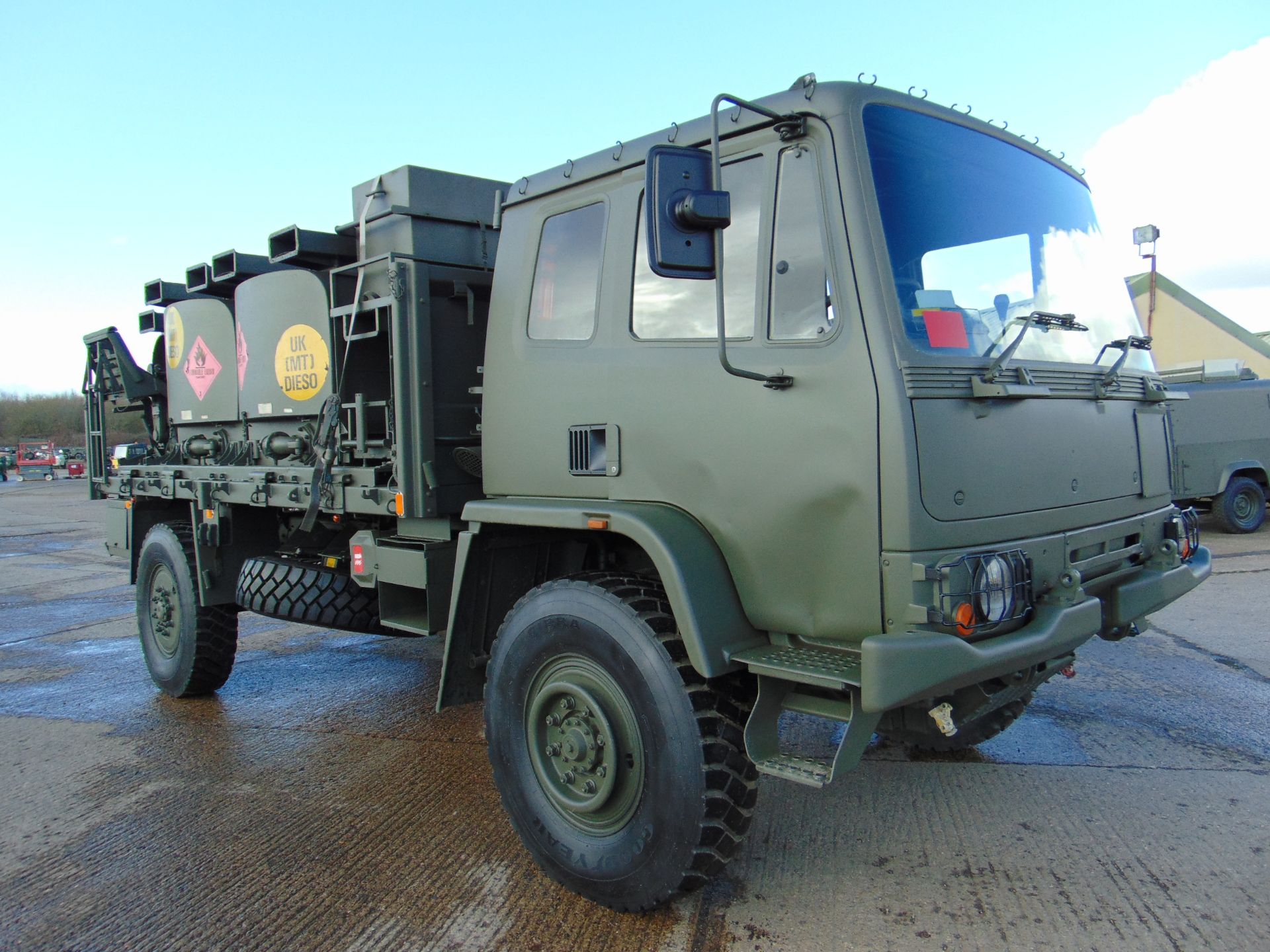 Leyland Daf 45/150 4 x 4 Refueling Truck C/W UBRE Bulk Fuel Dispensing System - Image 2 of 35