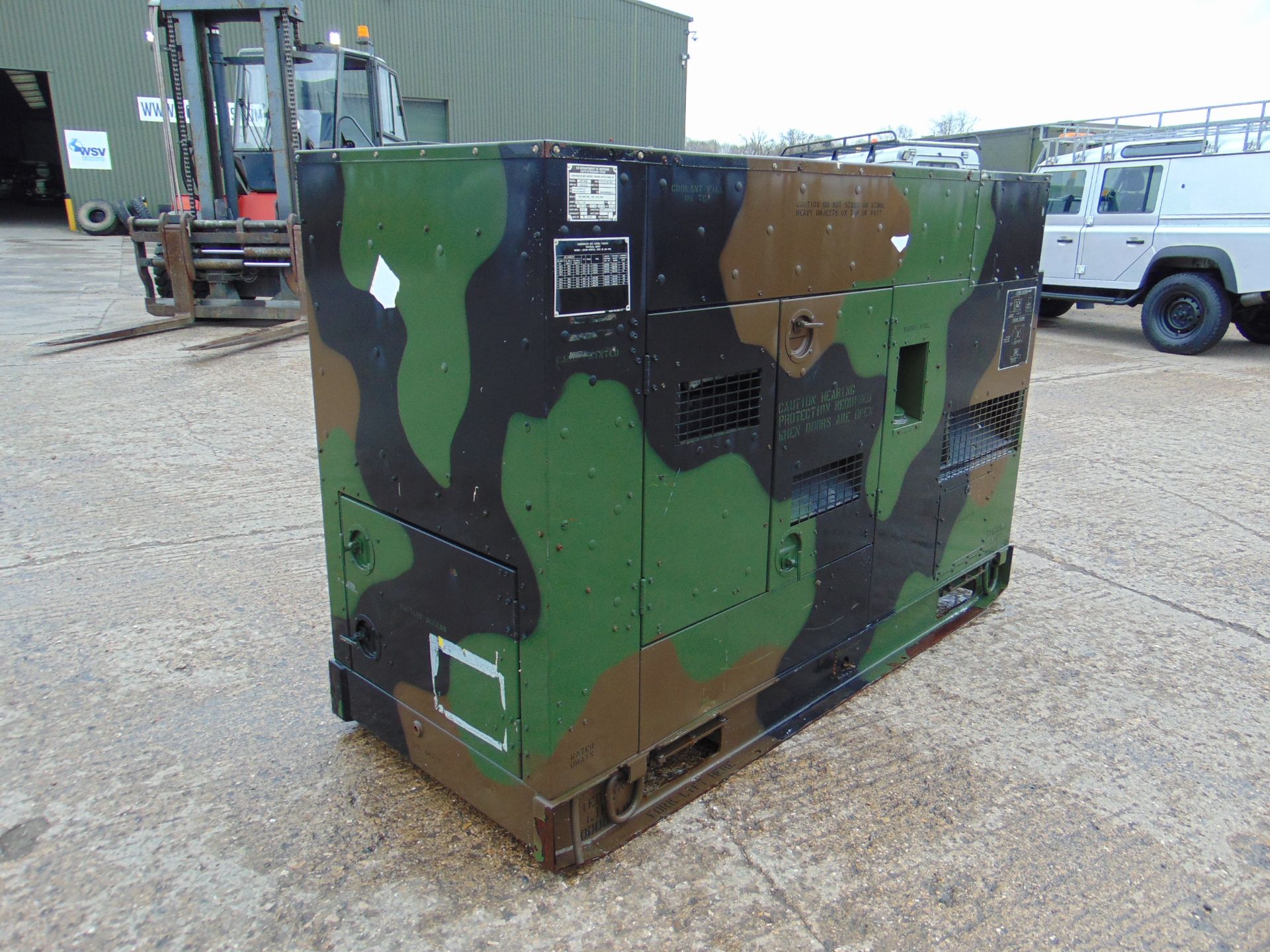 MEP-806B John Deere Diesel Powered 3 phase 75KVA 60KW-50/60HZ Generator ONLY 7 HOURS! - Image 5 of 22