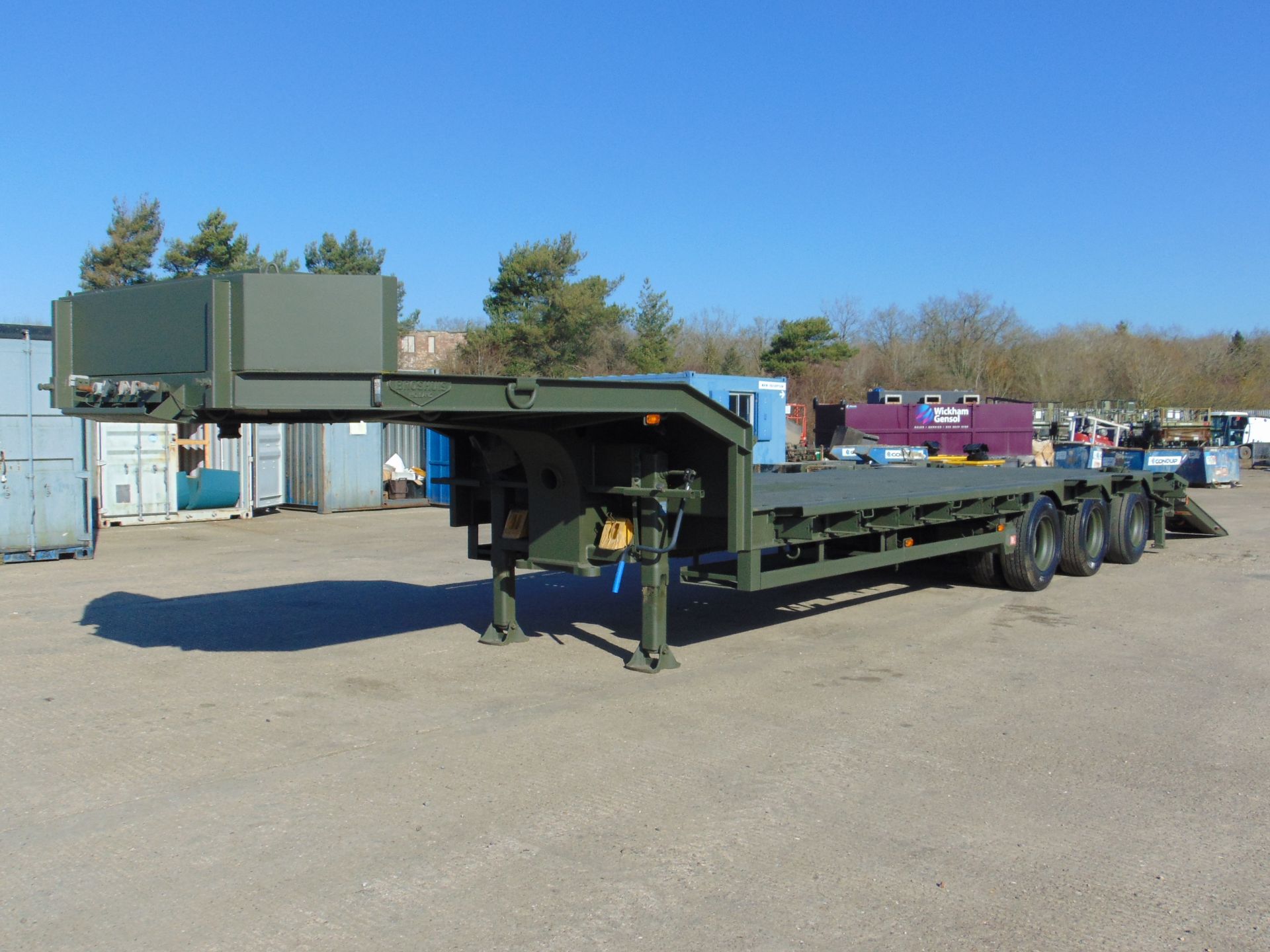 EX RESERVE Broshuis E-2130 Tri Axle Stepframe 43 Ton Trailer - Image 2 of 59