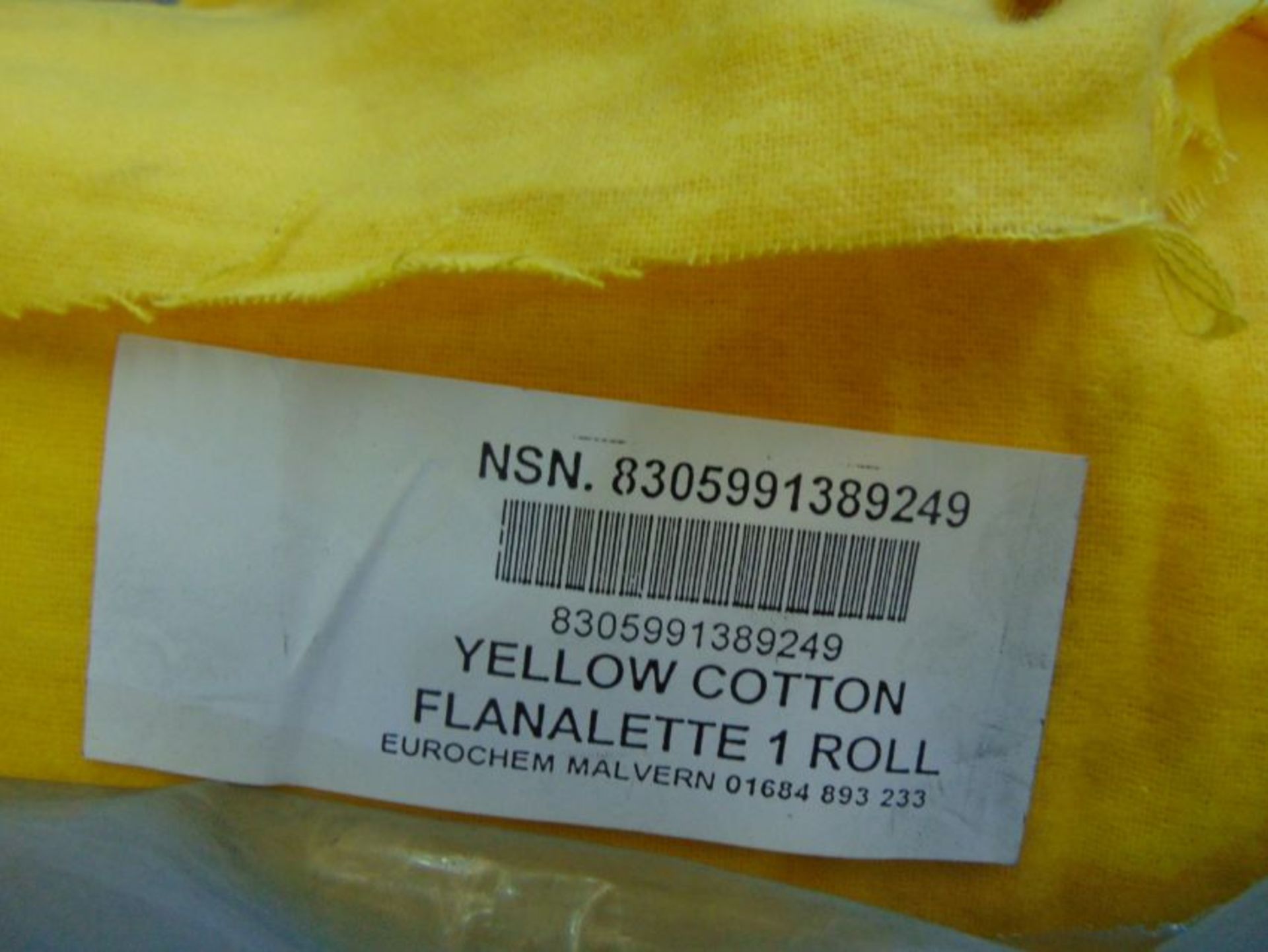 1 x Large Roll 1m wide cotton Flanalette Yellow cloth ideal for Polishing etc - Image 3 of 4