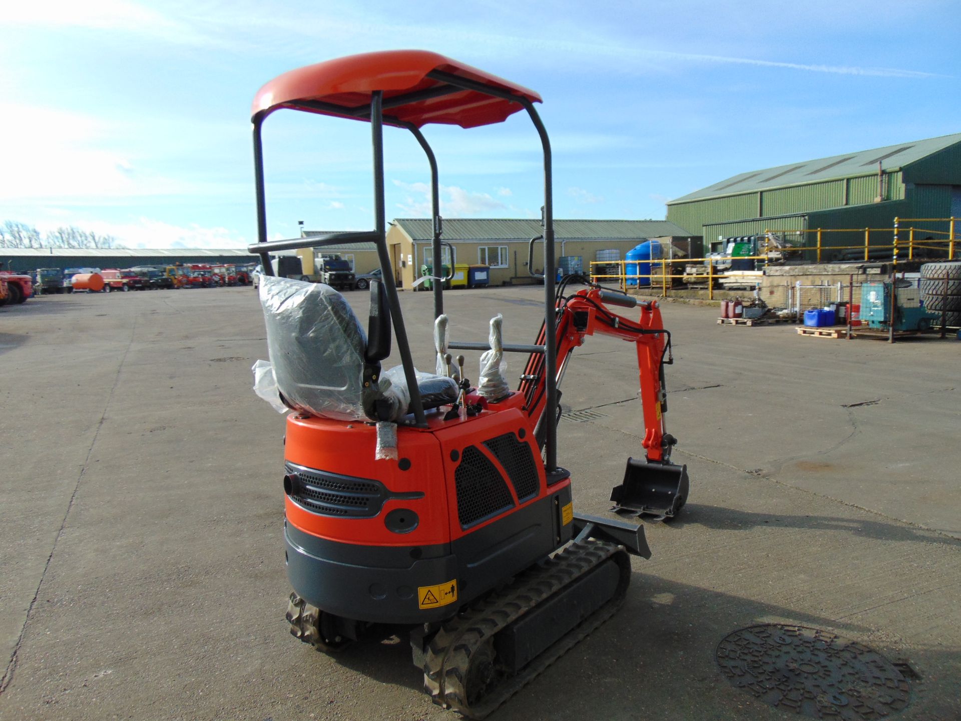 NEW UNUSED 2021 XN08 Mini Excavator - Image 5 of 16