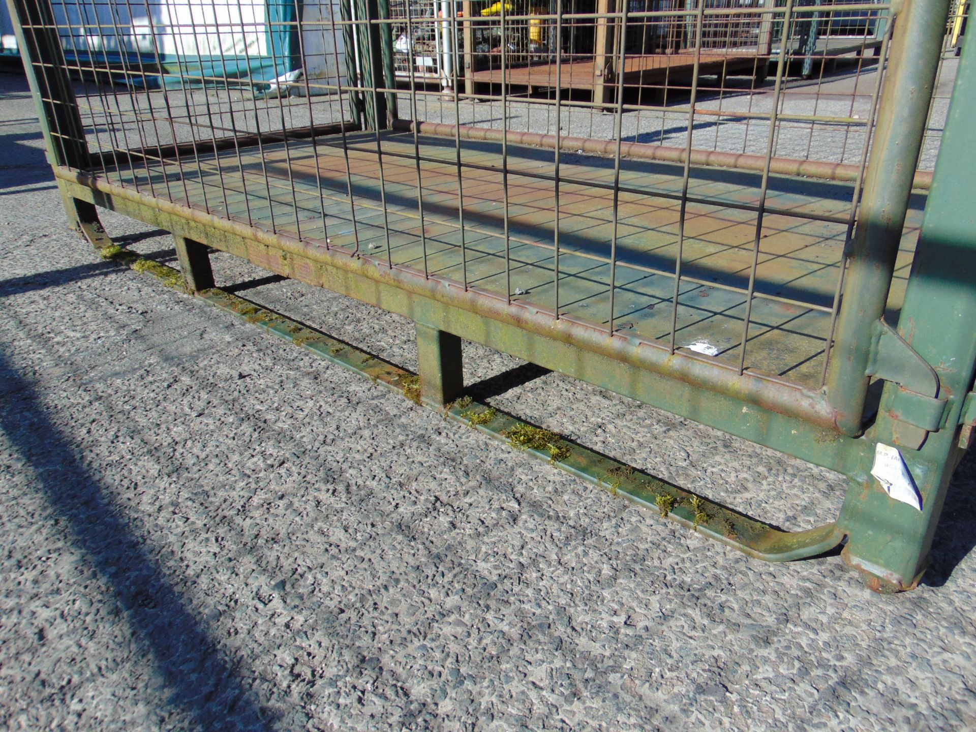 Heavy Duty Metal Stackable Stillage / Post Pallet - Image 3 of 3