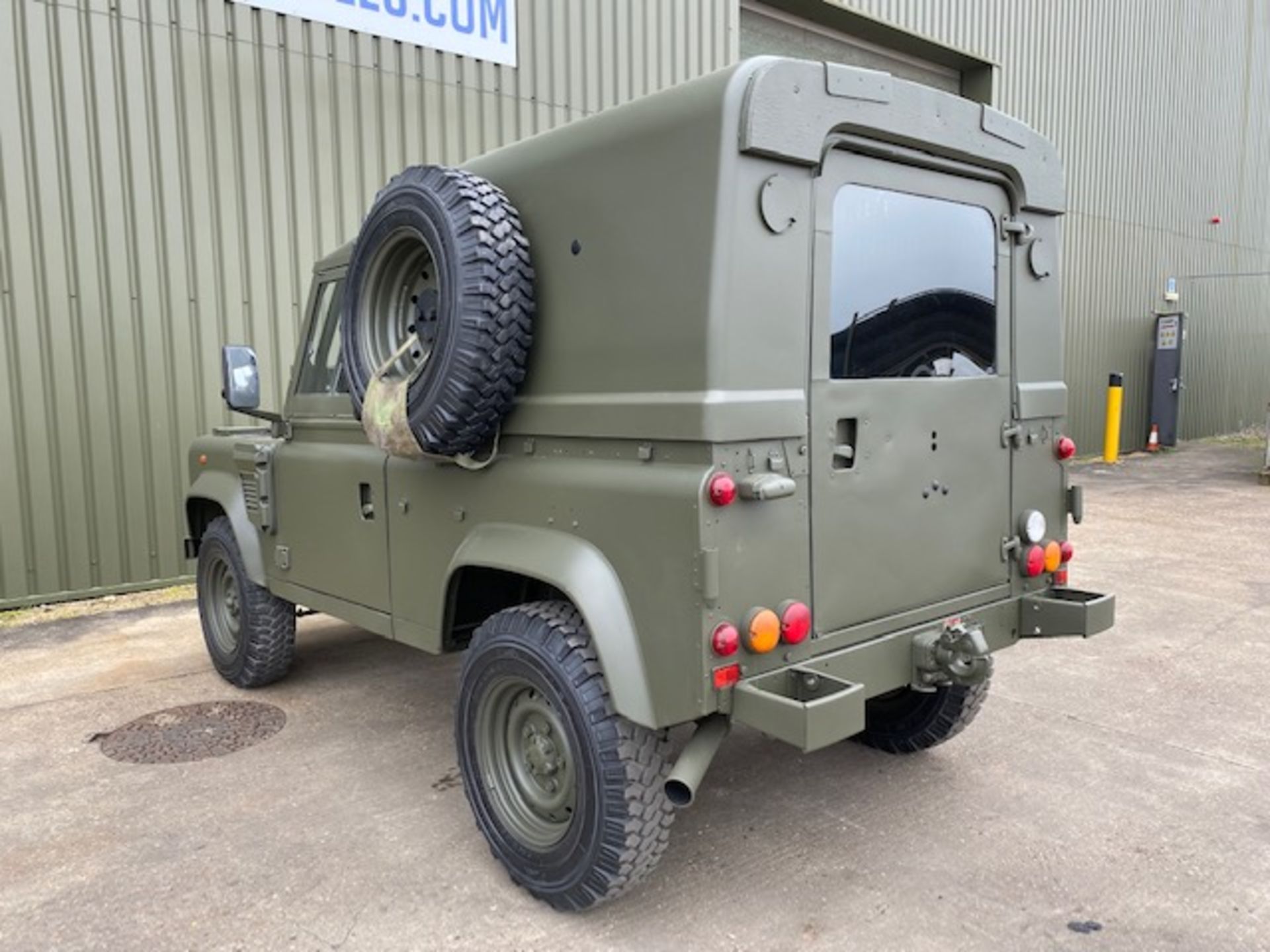 Land Rover Defender 90 Wolf 300TDi FFR hardtop RHD, TUL Remus upgrade. - Image 47 of 49