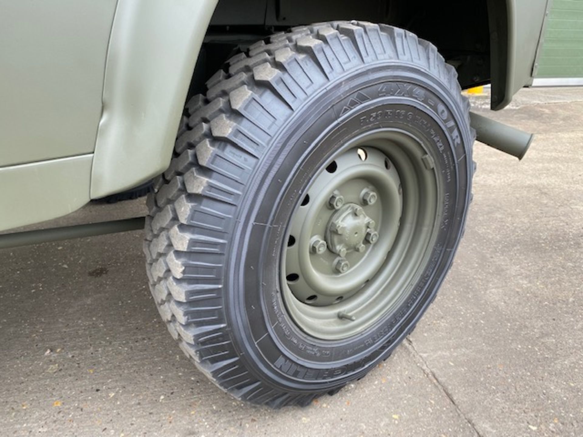 Land Rover Defender 90 Wolf 300TDi FFR hardtop RHD, TUL Remus upgrade. - Image 4 of 49