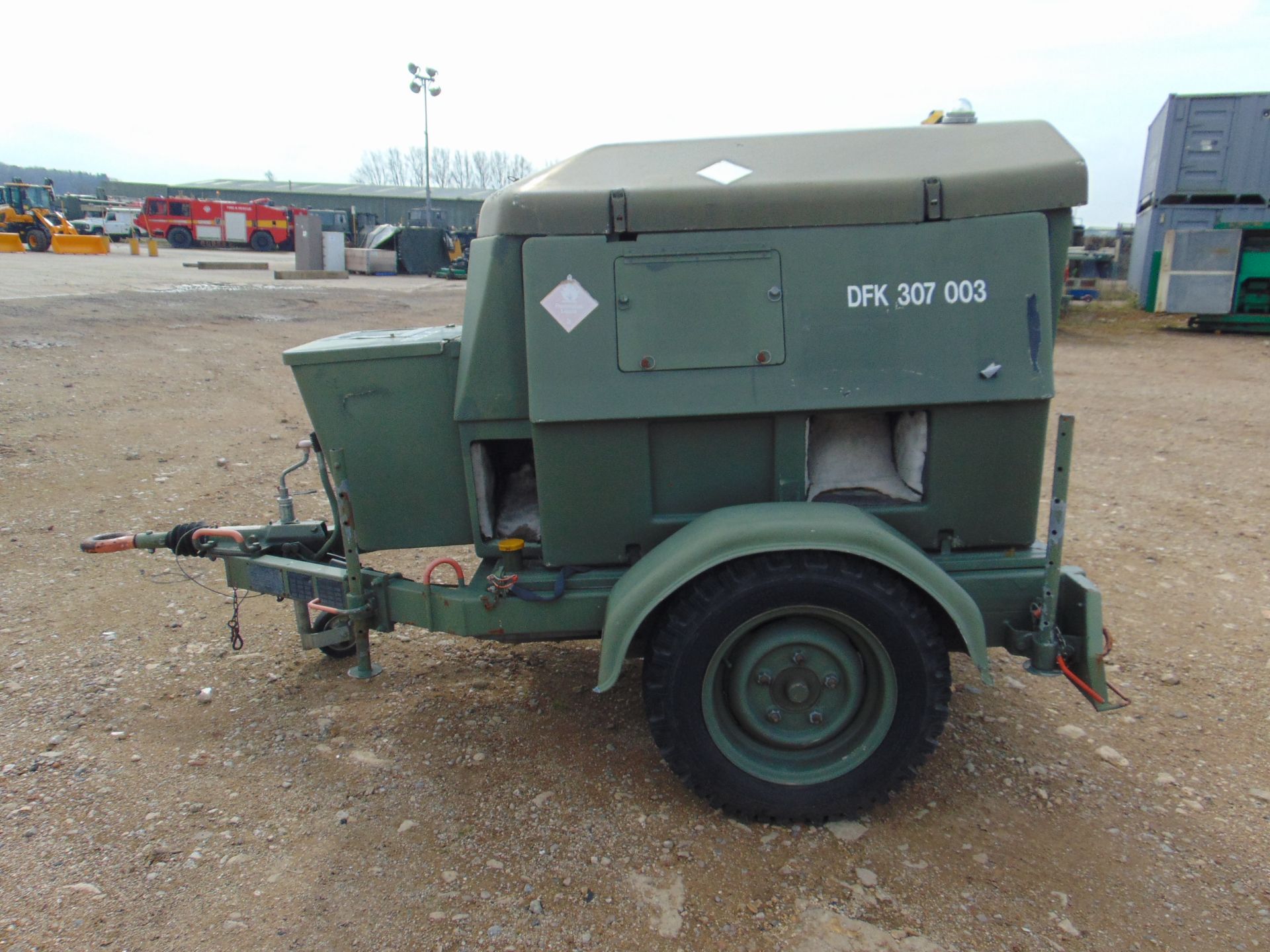 Ex Uk Royal Air Force Trailer Mounted 25 KVA Generator - Bild 4 aus 14