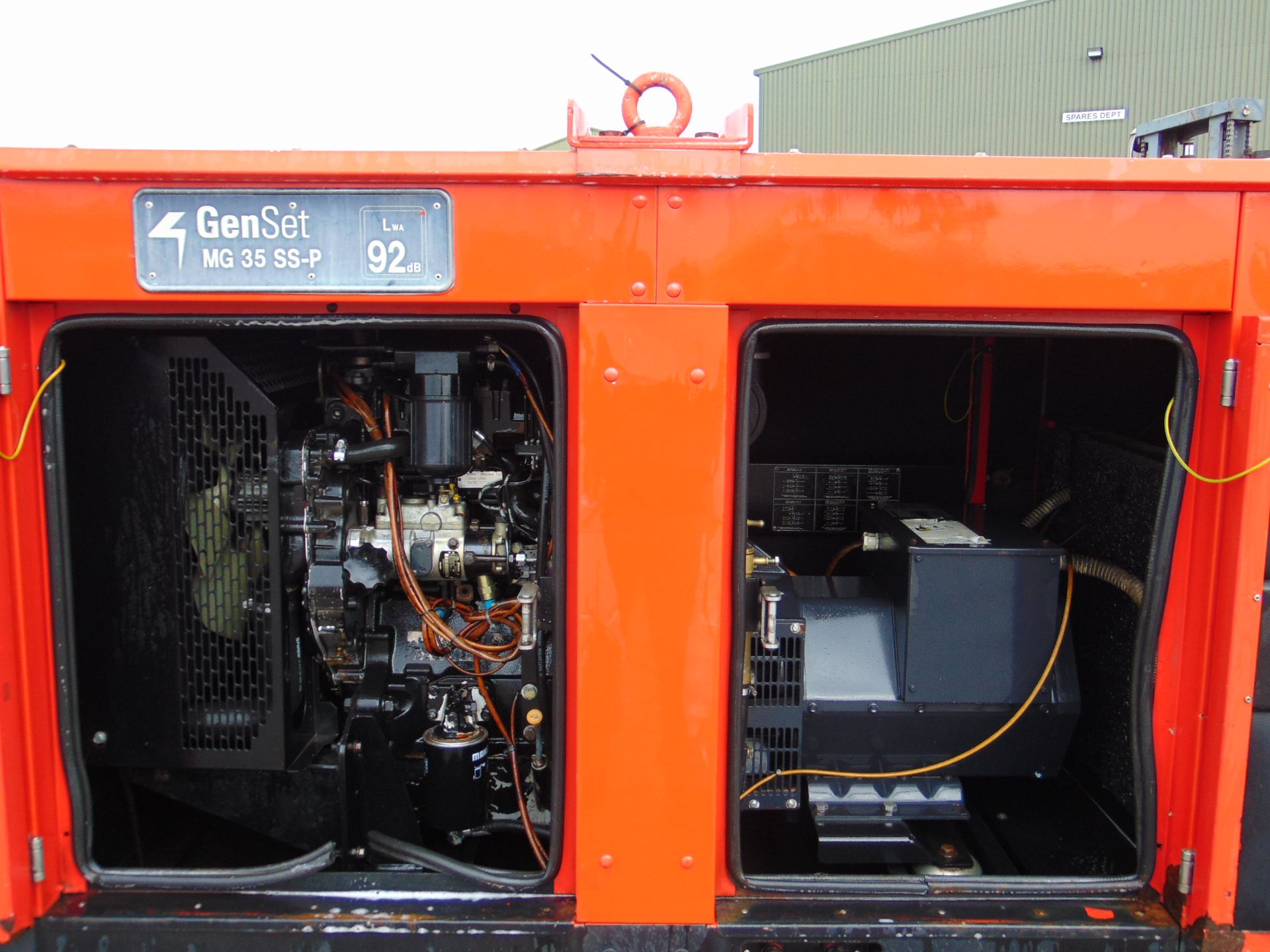 GenSet MG35 SS-P Diesel Powered Single / Three phase 35KVA 26.4KW-50HZ 240 / 415 Volt Generator - Image 13 of 25