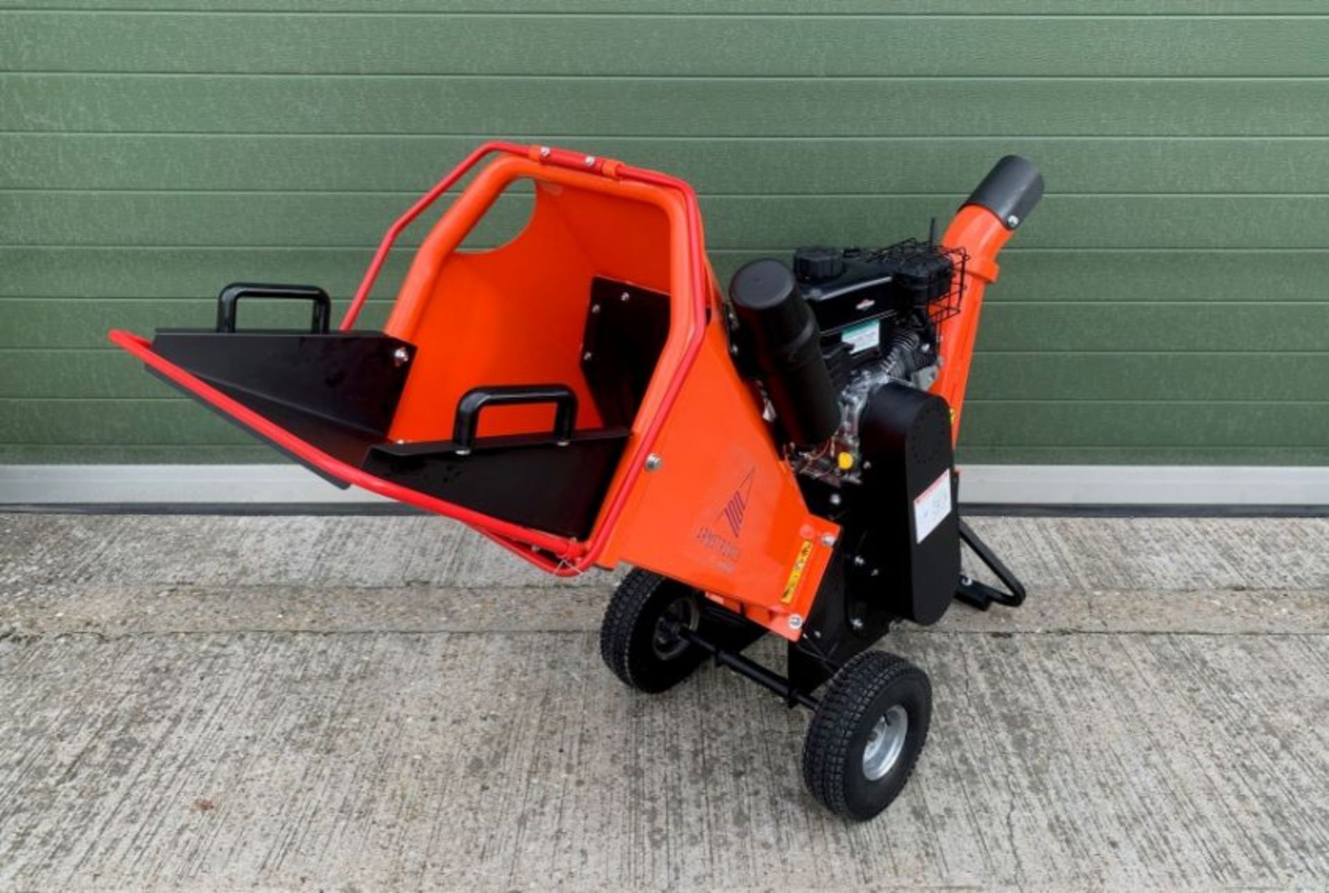 ** BRAND NEW ** Unused Armstrong DR-GS-65H Electric start Petrol Wood Chipper - Bild 4 aus 30