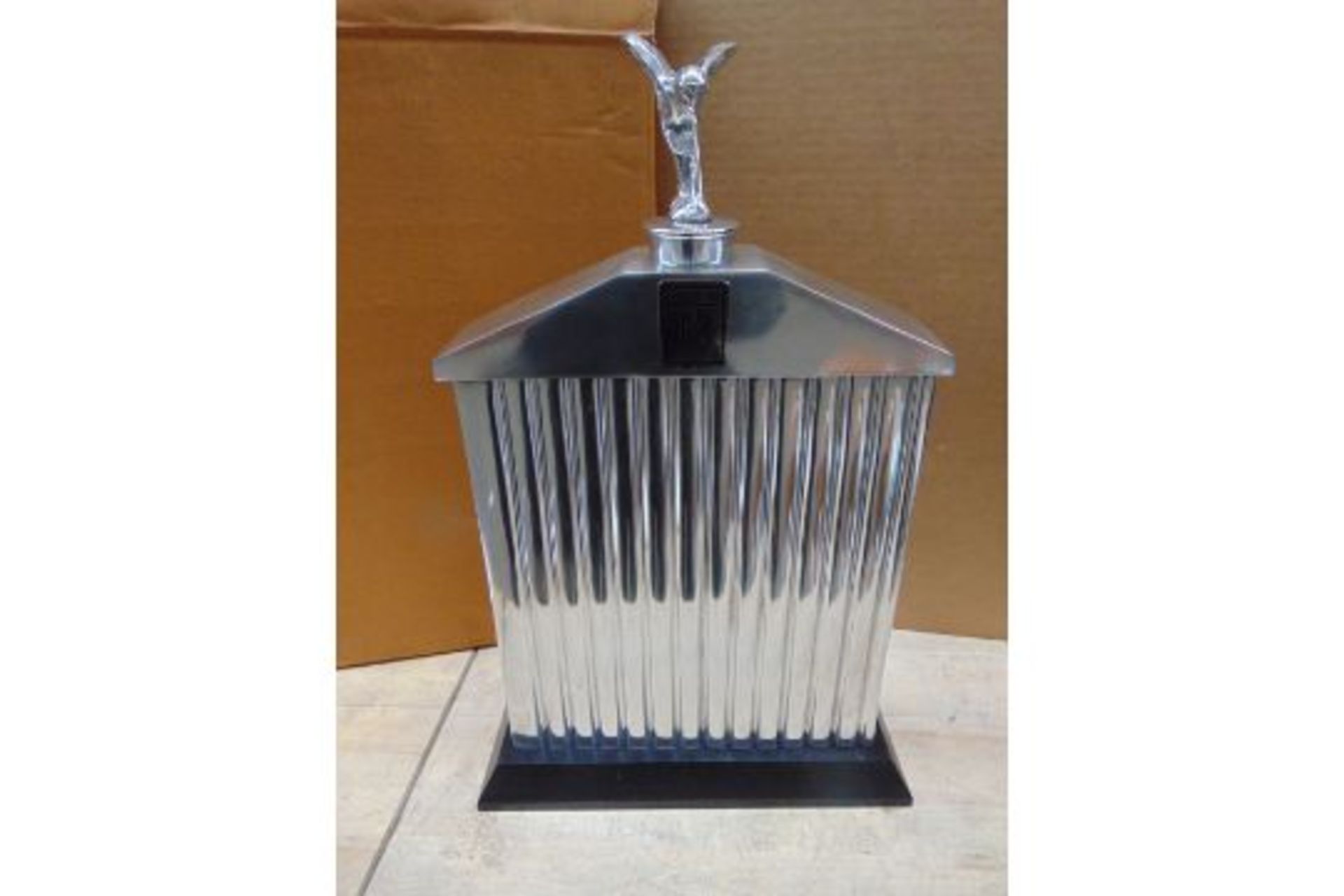 BEAUTIFUL MODEL ROLLS ROYCE POLISHED ALUMINIUM RADIATOR - Image 2 of 6