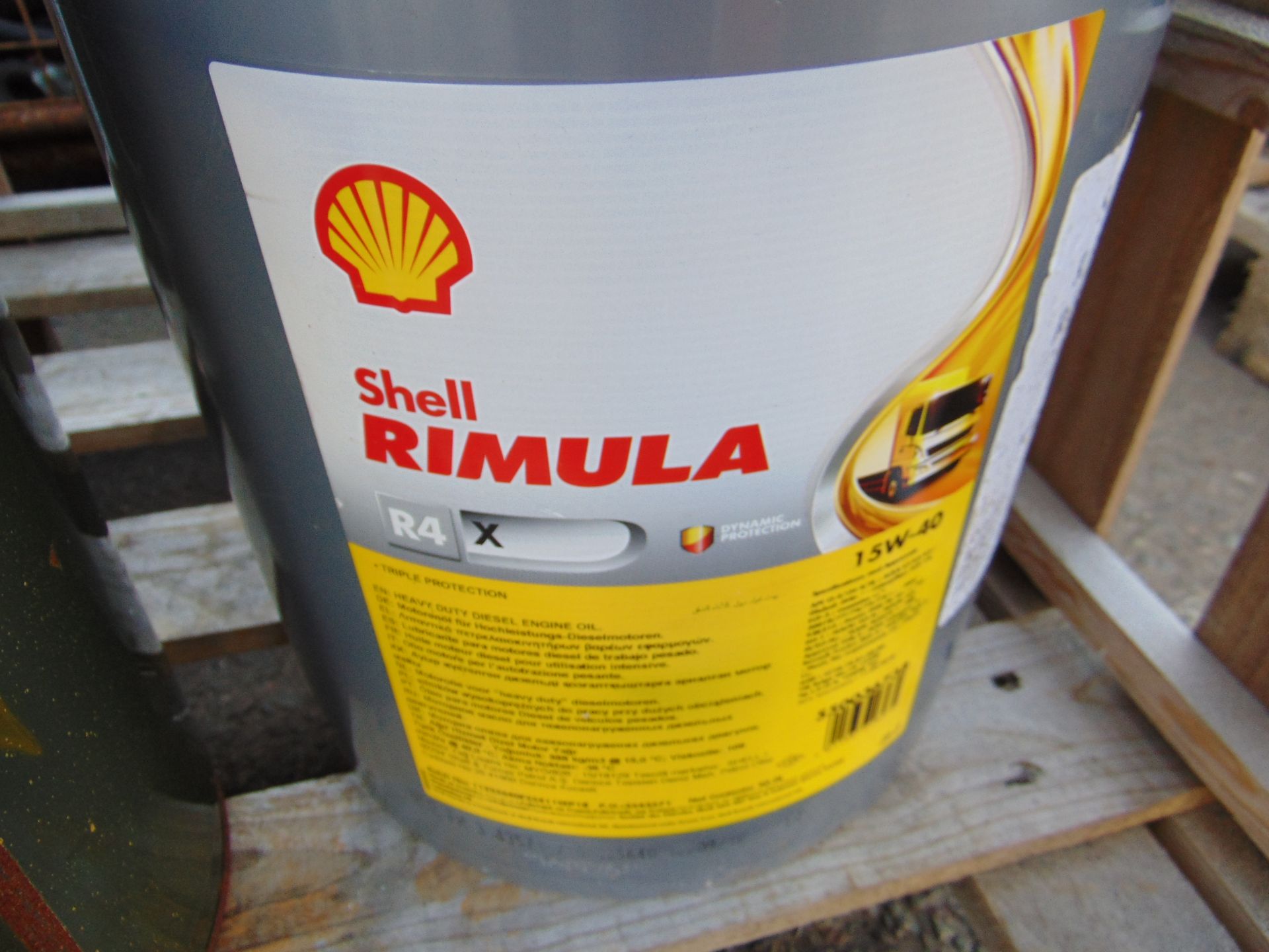 1x 20 litre Drum of Shell RimulaR4X 15W-40 Multigrade Heavy Duty Diesel Engine Oil - Image 2 of 2