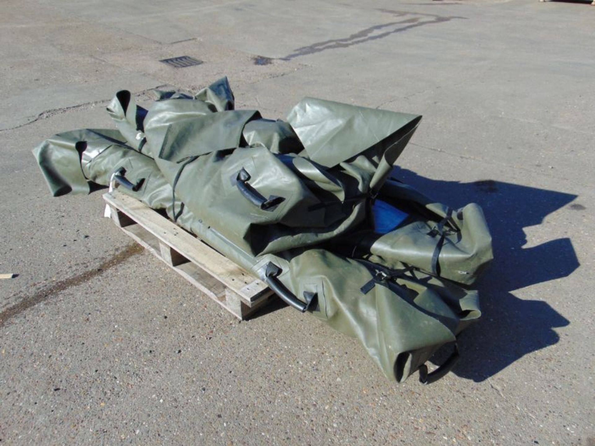 Unissued Vehicle Tent as shown complete with kit. - Image 10 of 11