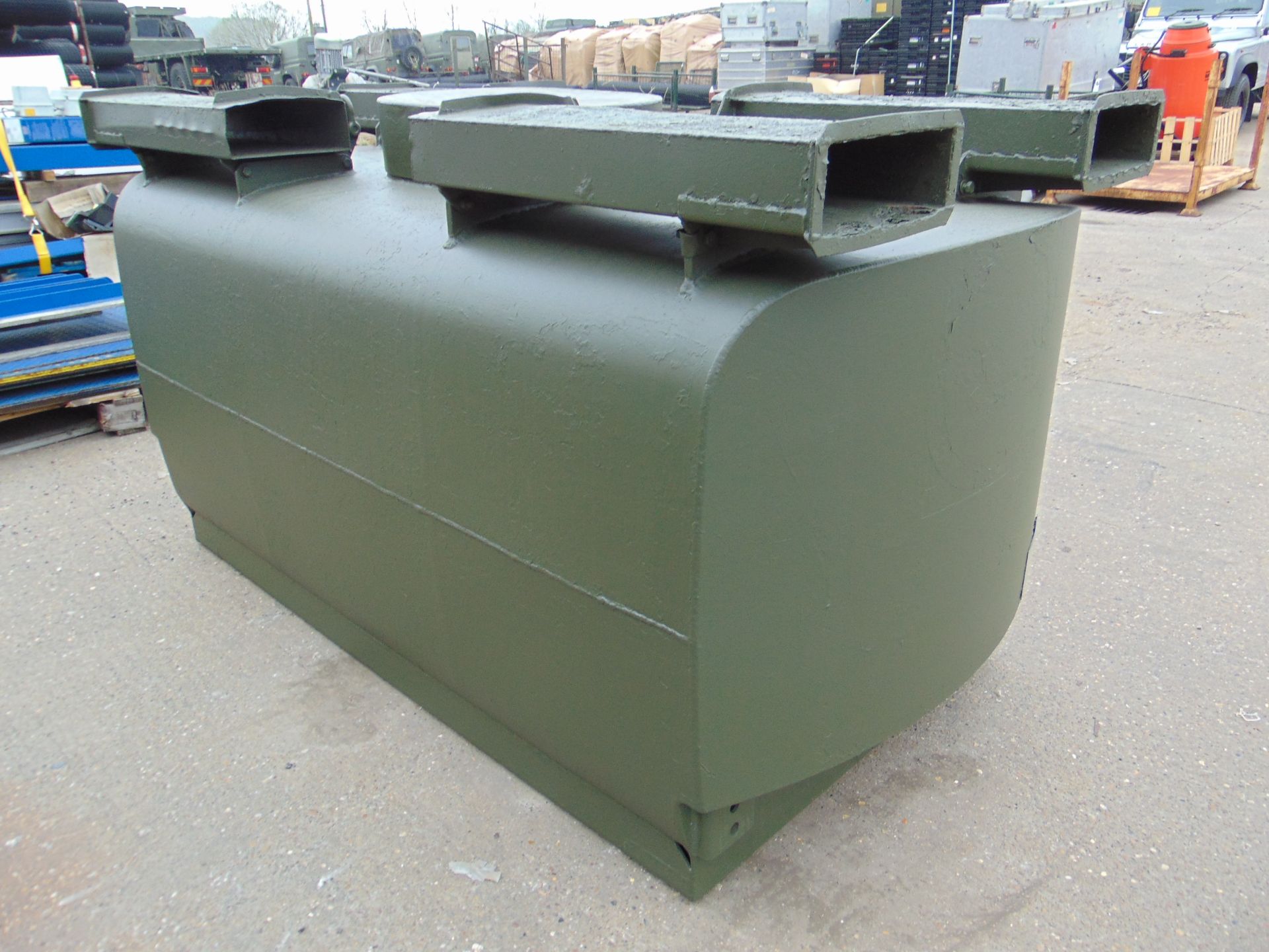 Gloster Saro 2,200Ltr Aluminium Fuel/Fluid Distribution Tank - Image 5 of 12