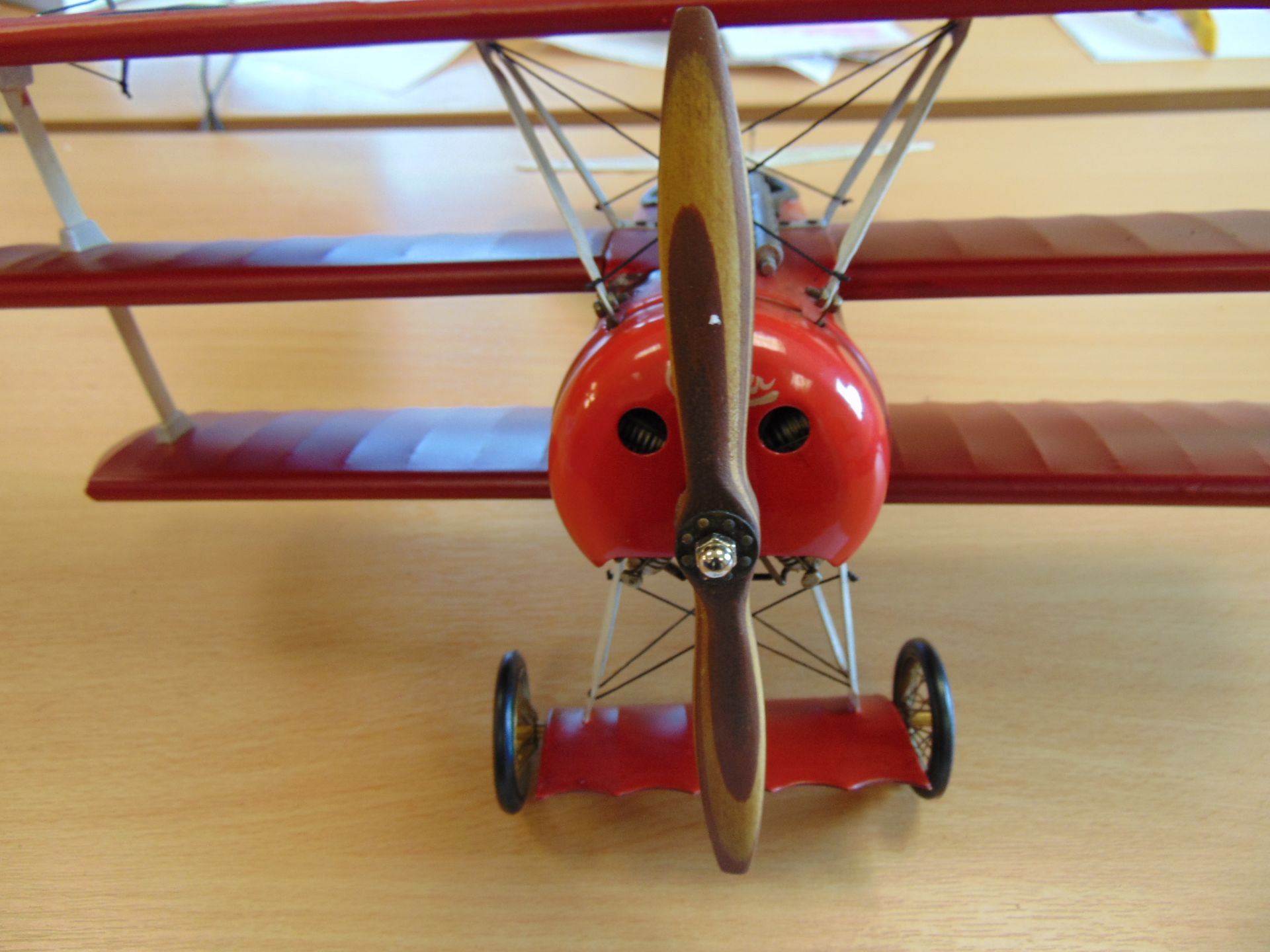 Beautiful Scale Model Fokker Triplane WW1 Fighter - Image 4 of 6