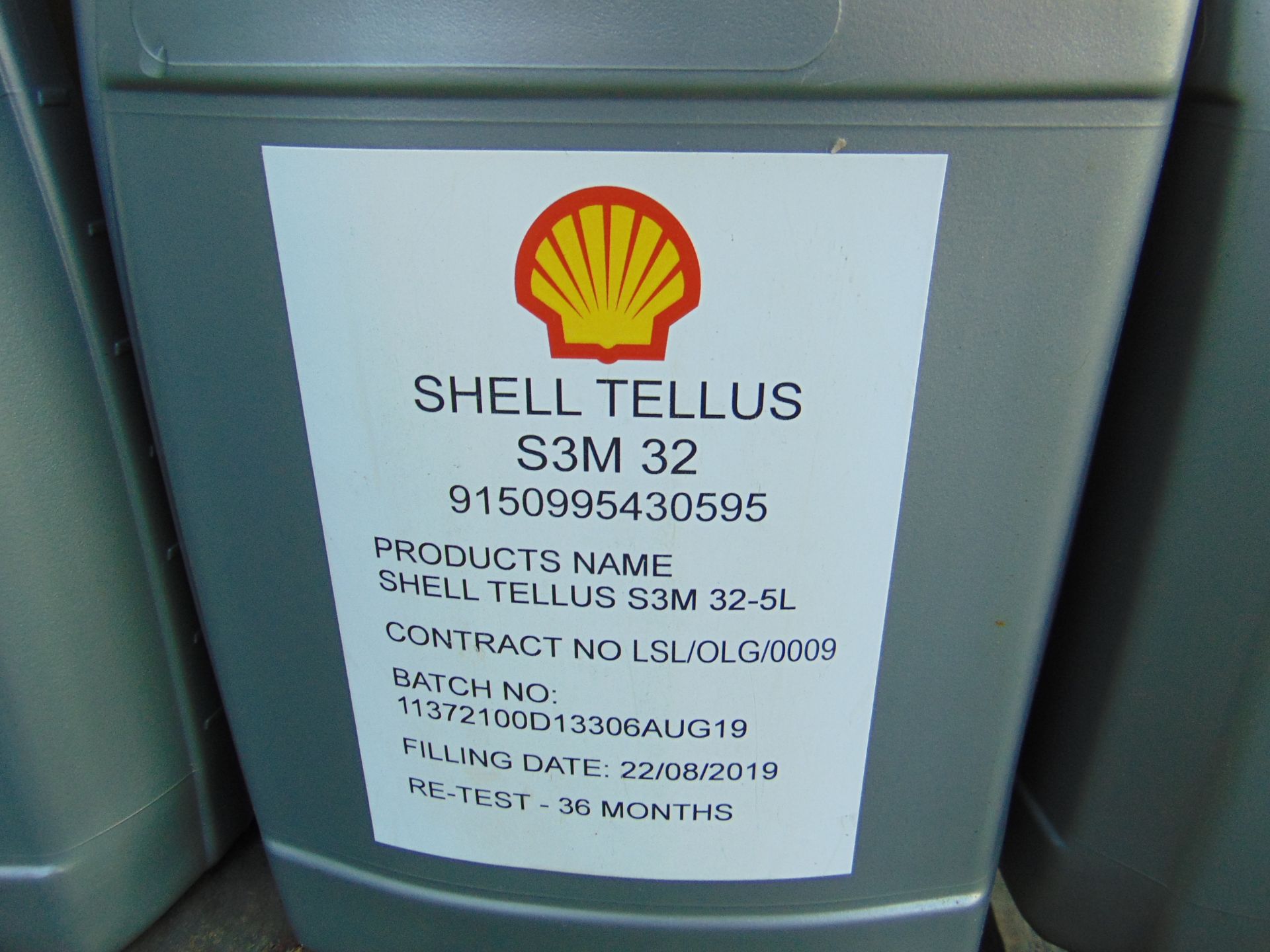 9x 5 Litre Drums of Shell Tellus S3M 32 Premium Zinc Free Industrial Hydraulic Fluid - Image 2 of 2