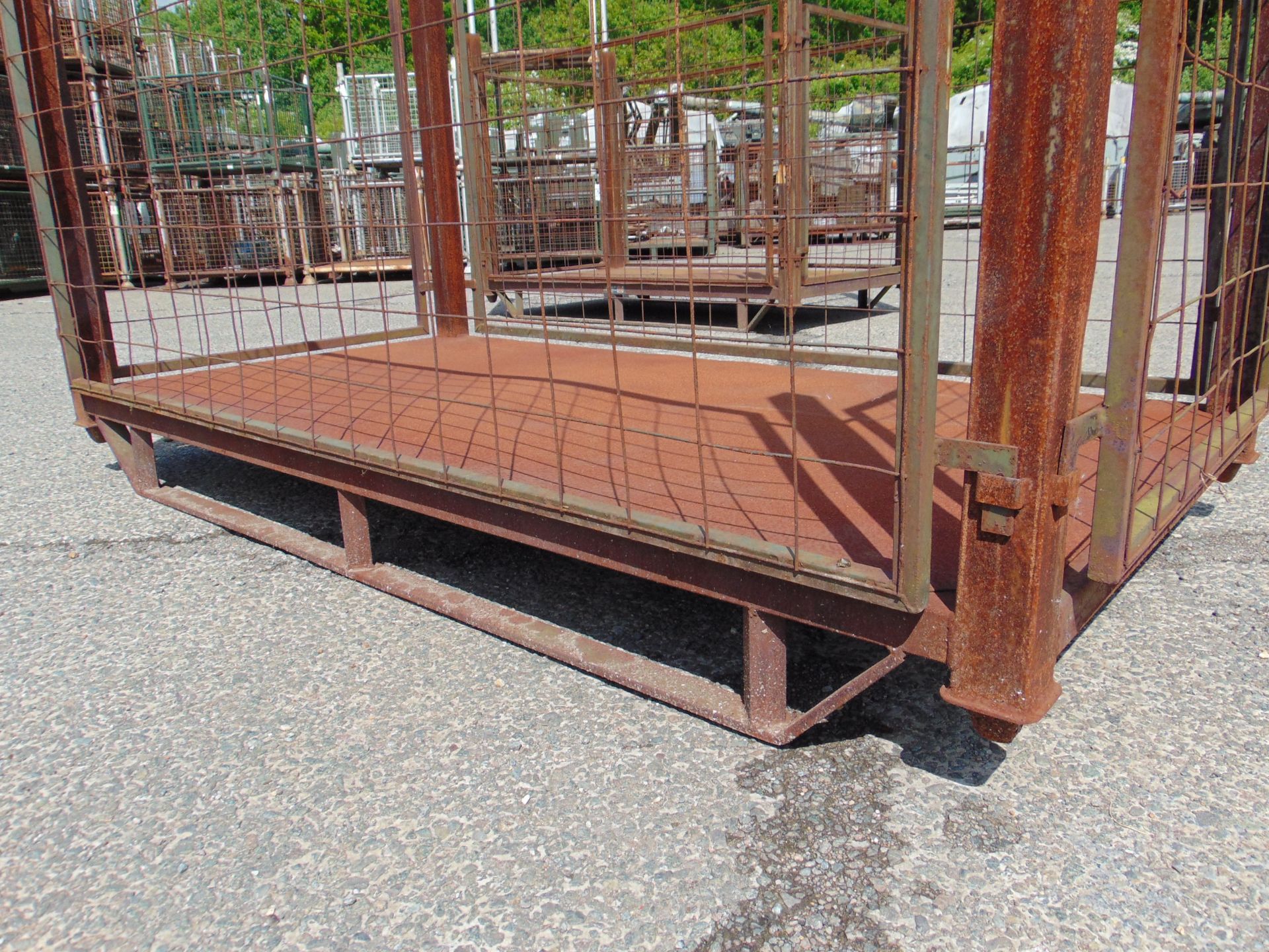 Heavy Duty Metal Stackable Stillage / Post Pallet - Image 5 of 5