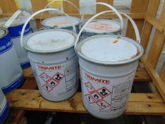 2x Unissued 5 Litre Trimite Paint Finishing 2 Pack Epoxide Air Drying Semi Gloss Grey