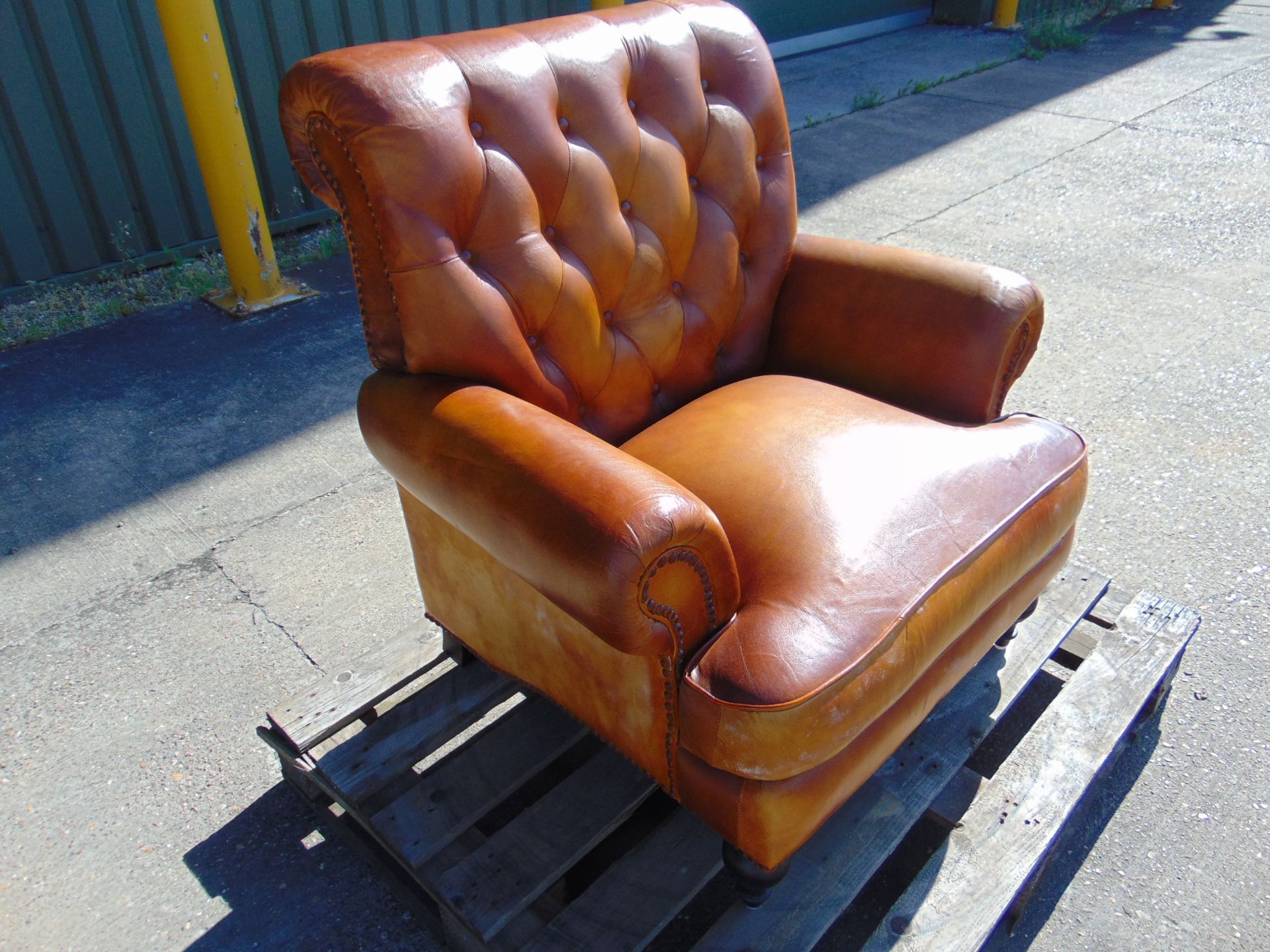 ** Brand New ** High Back Button Leather Chair - Image 3 of 10