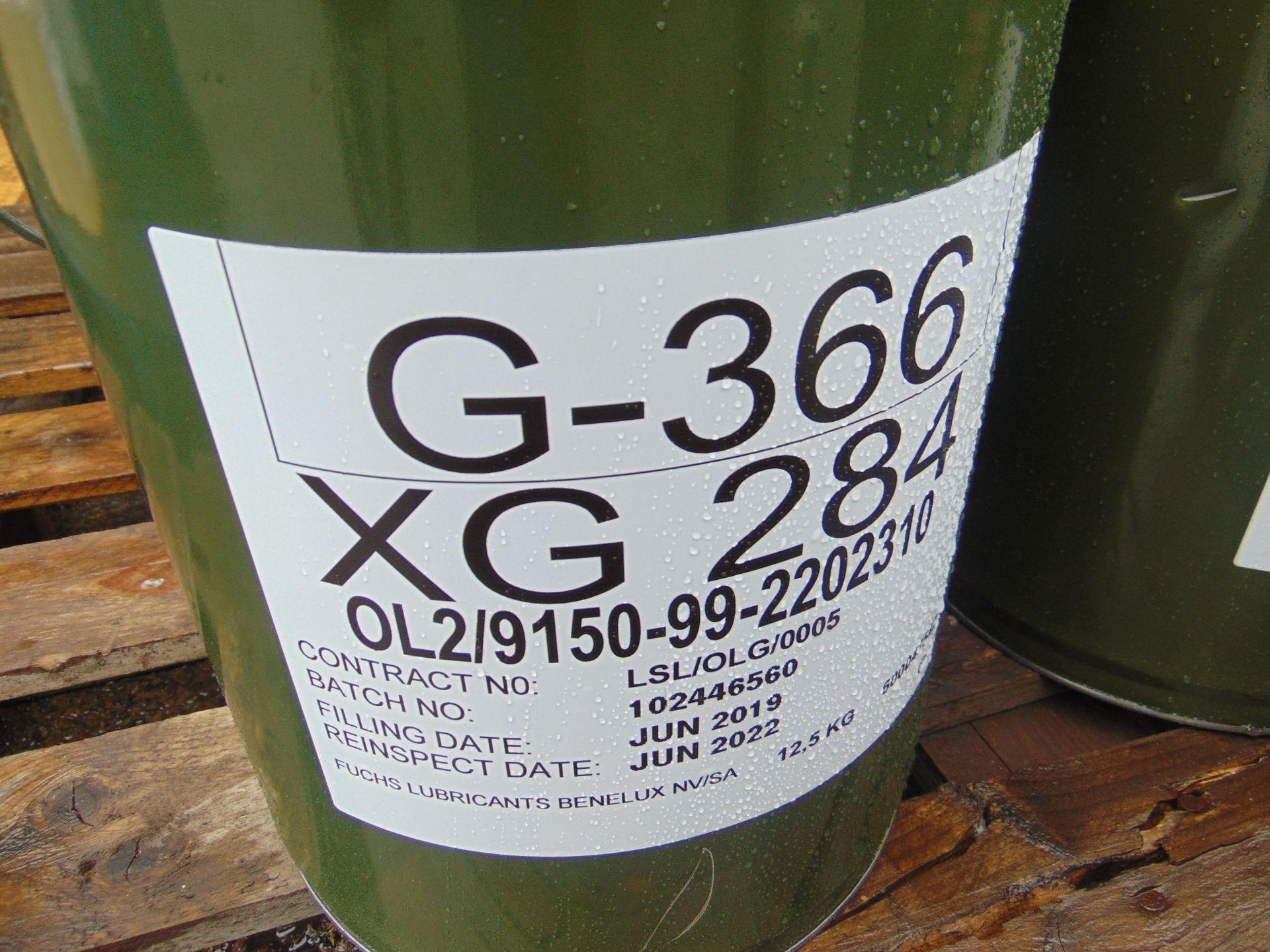 8x 12.5Kg Drums of XG-284 Highly Refined All Purpose Grease - Image 2 of 2