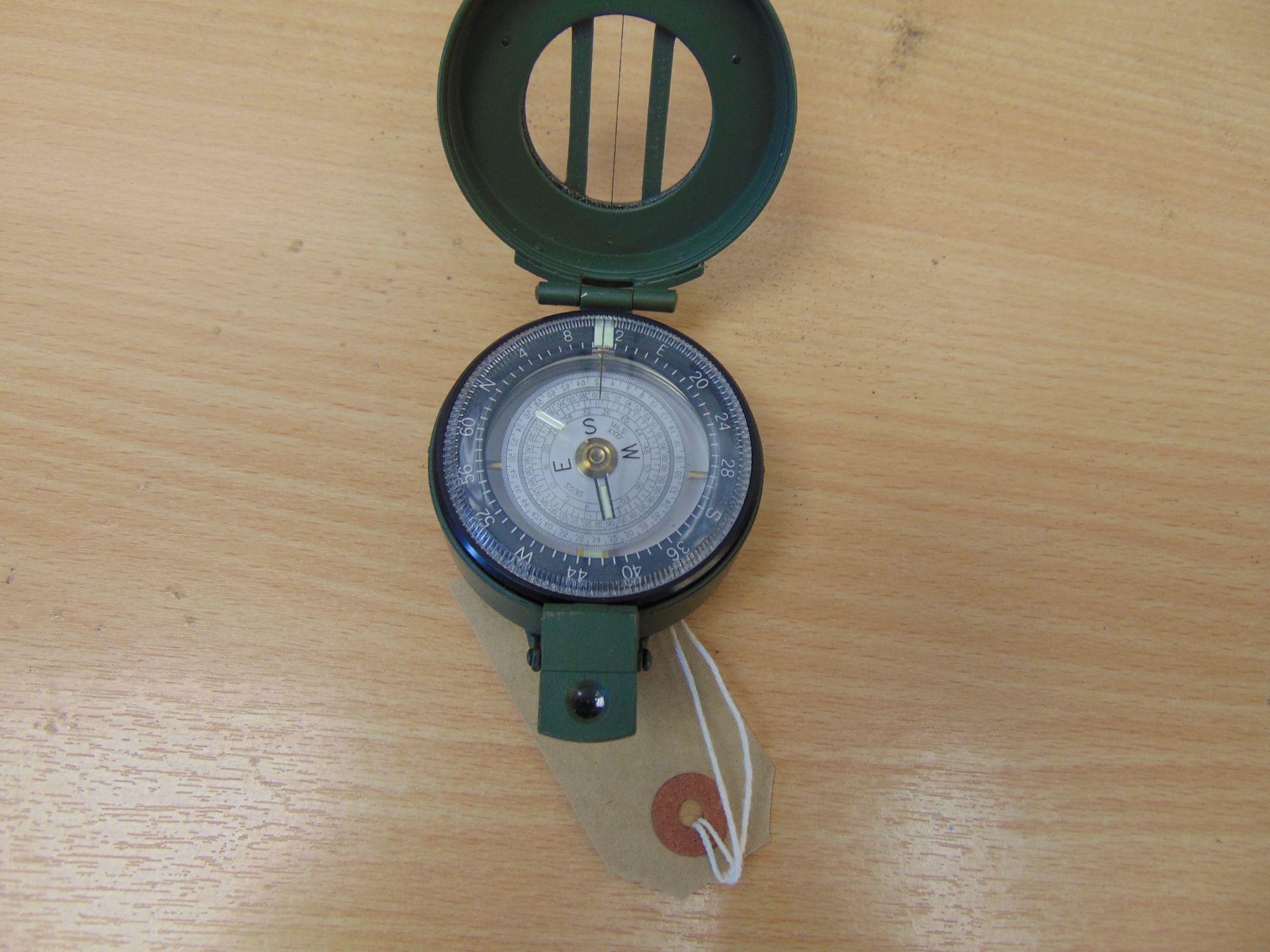 Unissued Francis Baker M88 prismatic compass in mils British Army issue - Image 2 of 3