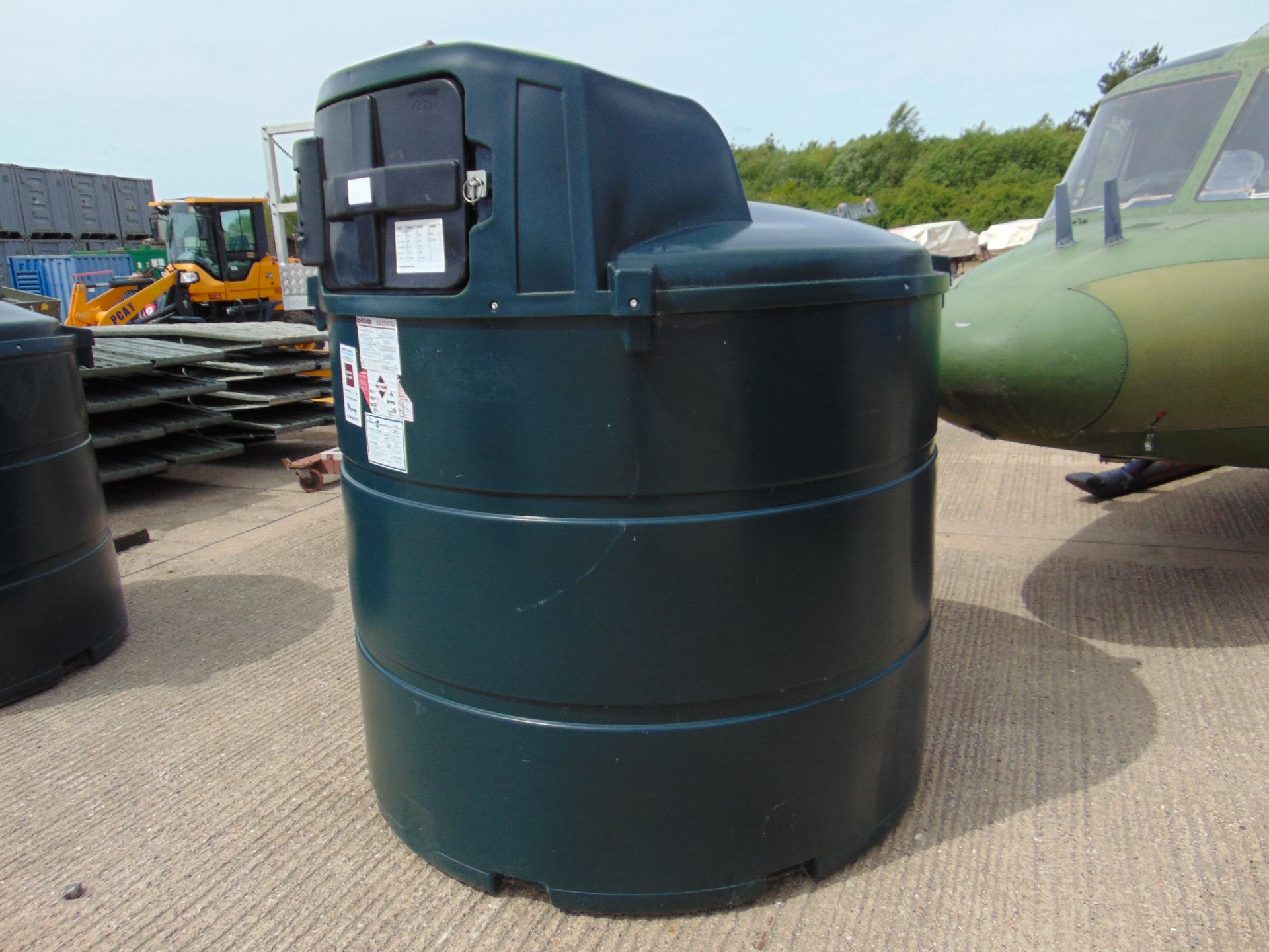 Deso V2350DD 2350 Litre Bunded Diesel Dispensing Tank C/W Delivery Hose, Pump etc - Image 3 of 12