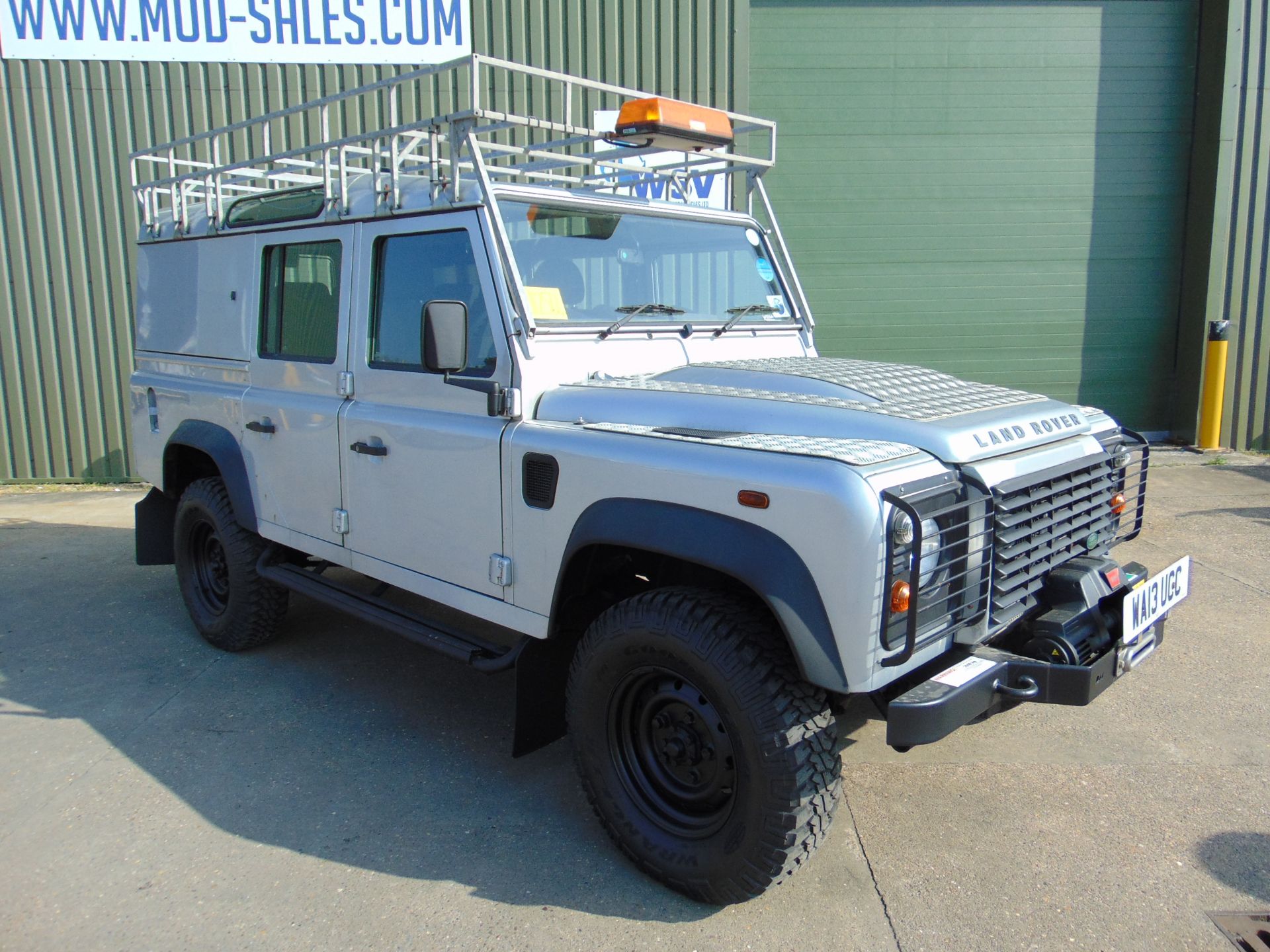 1 Owner 2013 Land Rover Defender 110 Utility 5 door 5 seater ONLY 83,117 MILES!