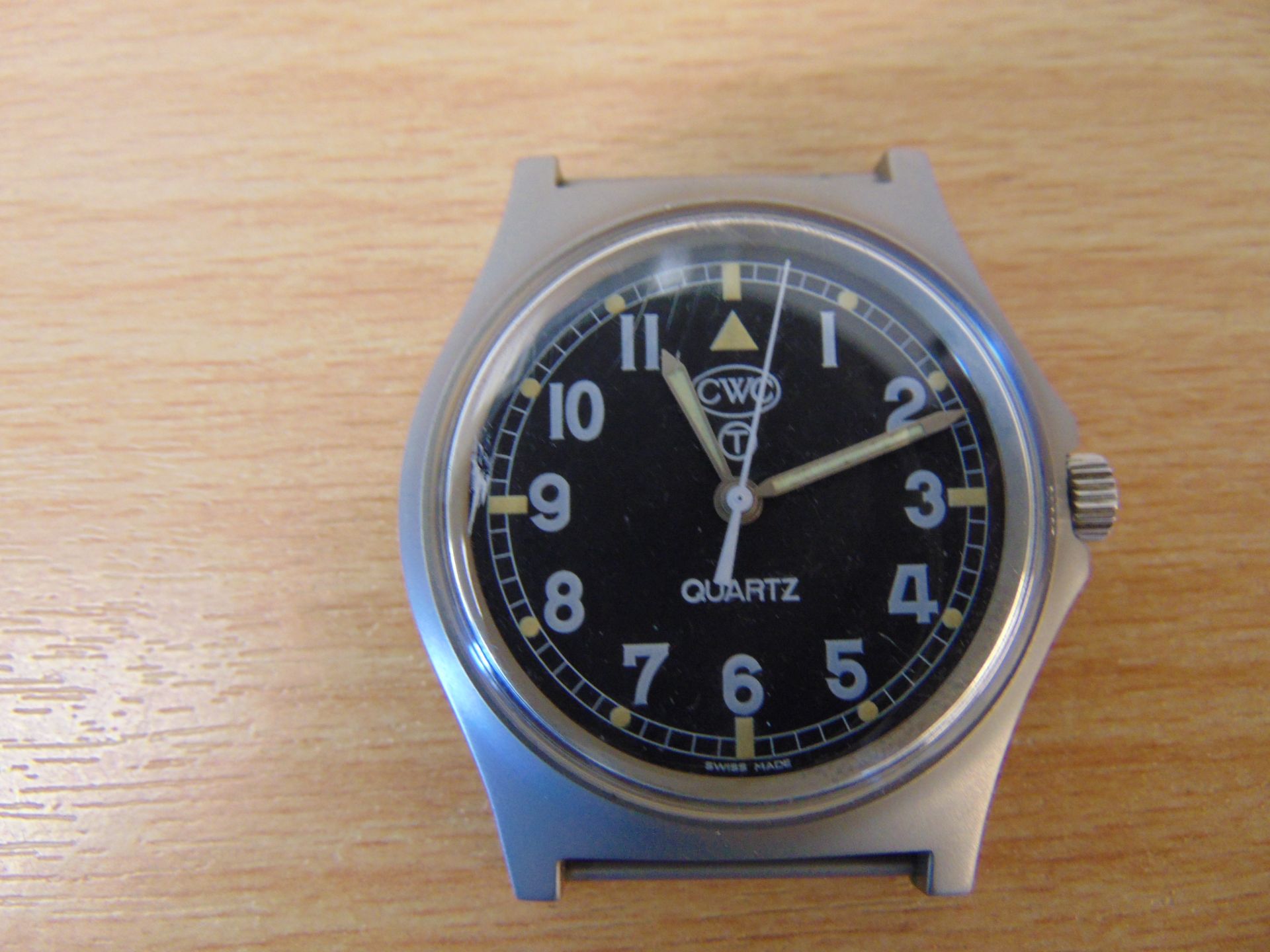 V Nice CWC W10 British Army Service Watch Nato Marks Date 1998, New Battery / Strap