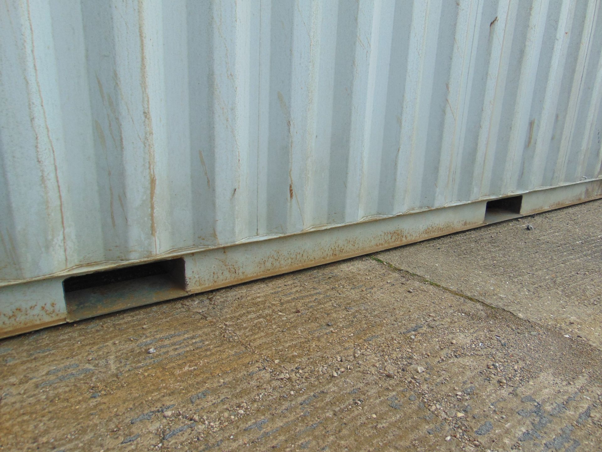 Secure Storage 20ft Shipping Container C/W Electrics, Lights, Forklift Pockets etc - Image 8 of 16