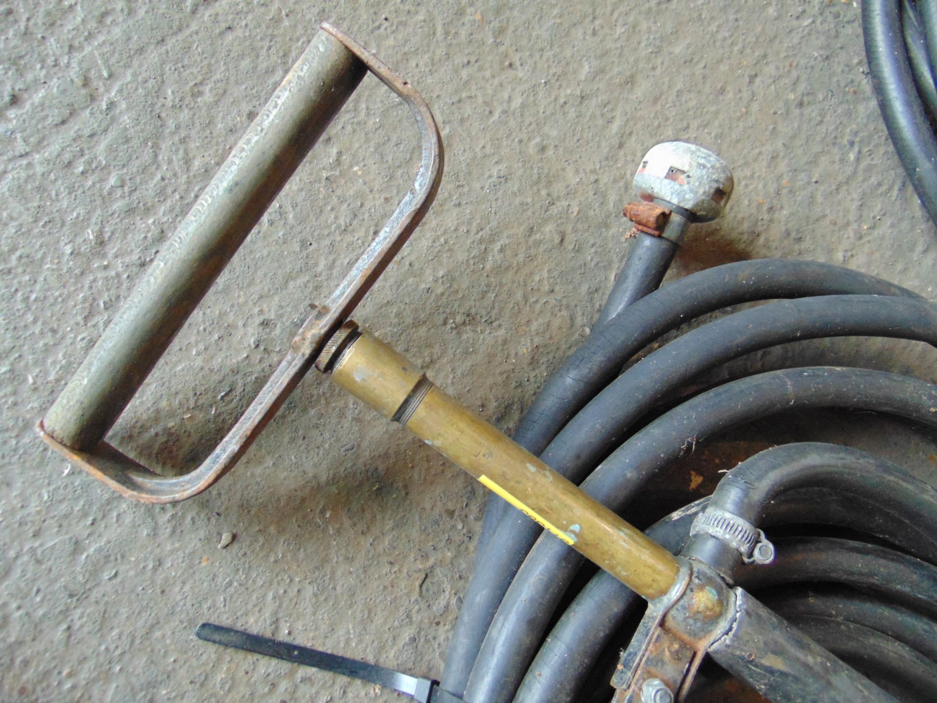 2 x Brass Stirrup Pumps - Image 3 of 3