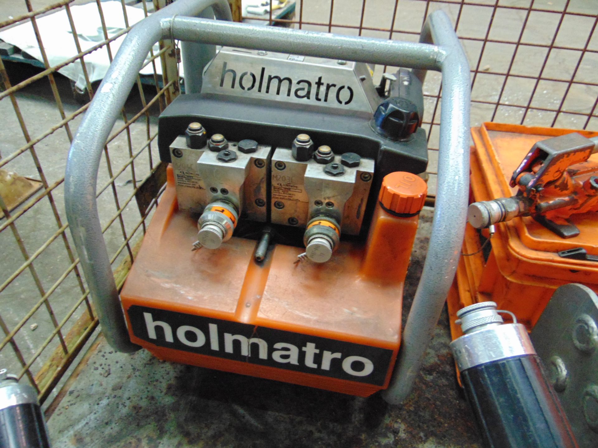 Holmatro Jaws of Life Rescue Kit inc Power Pack, Cutters, Spreaders, Ram etc - Image 2 of 14