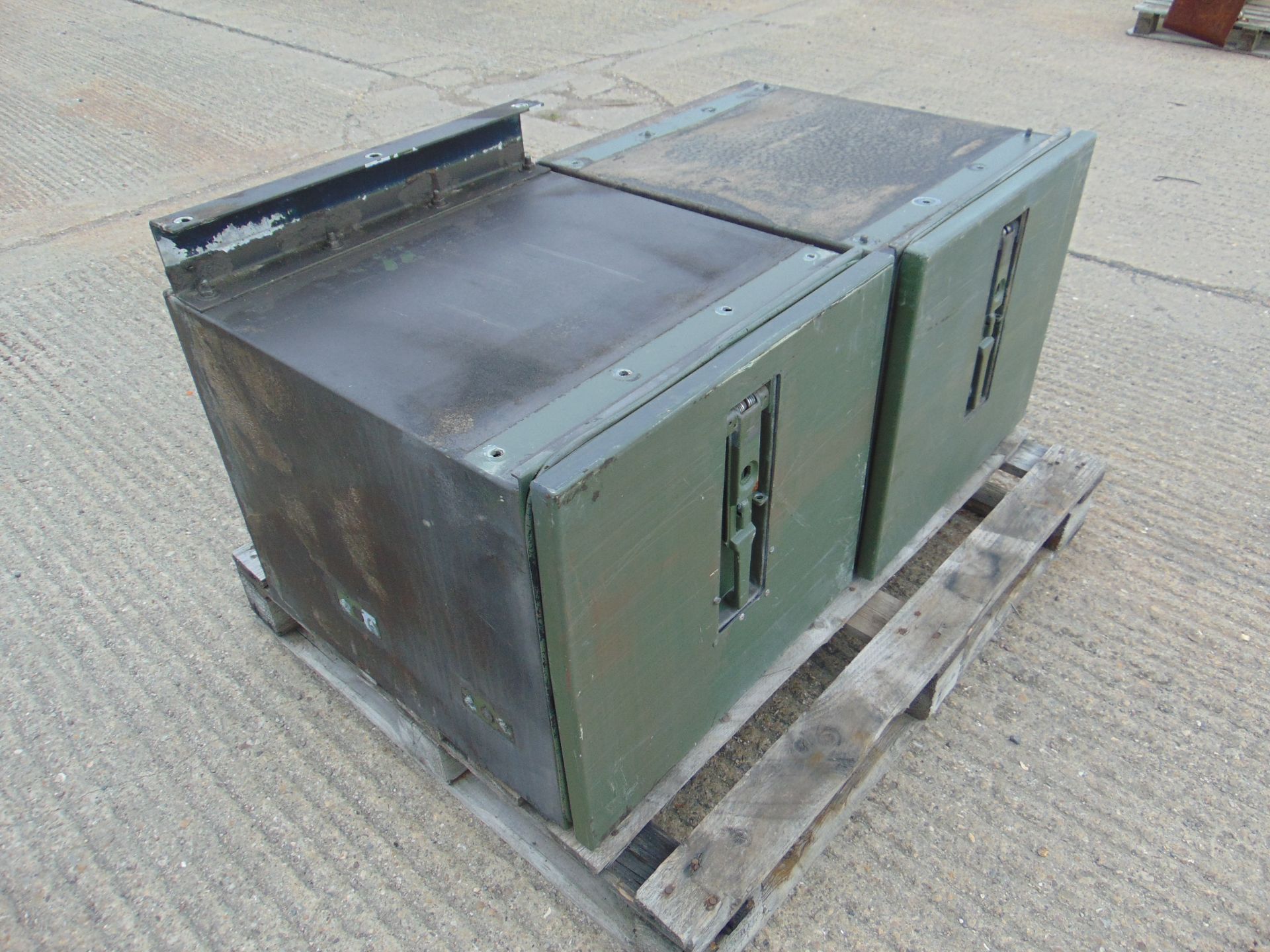 2 x MAN HX60 / HGV Lockable Side Locker Van, Truck, Trailer, Secure Tool boxes - Image 4 of 6