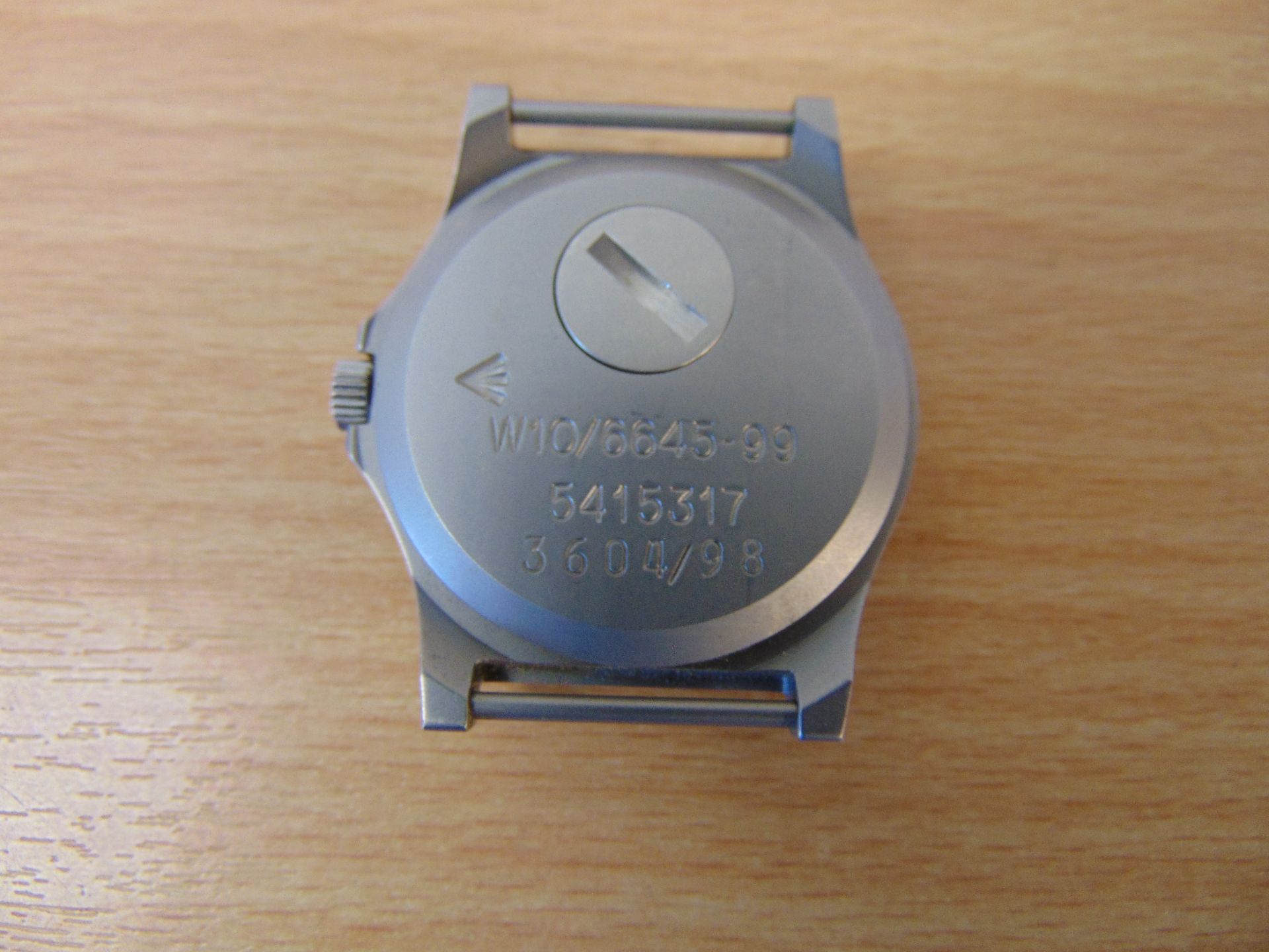 V Nice CWC W10 British Army Service Watch Nato Marks Date 1998, New Battery / Strap - Image 2 of 3