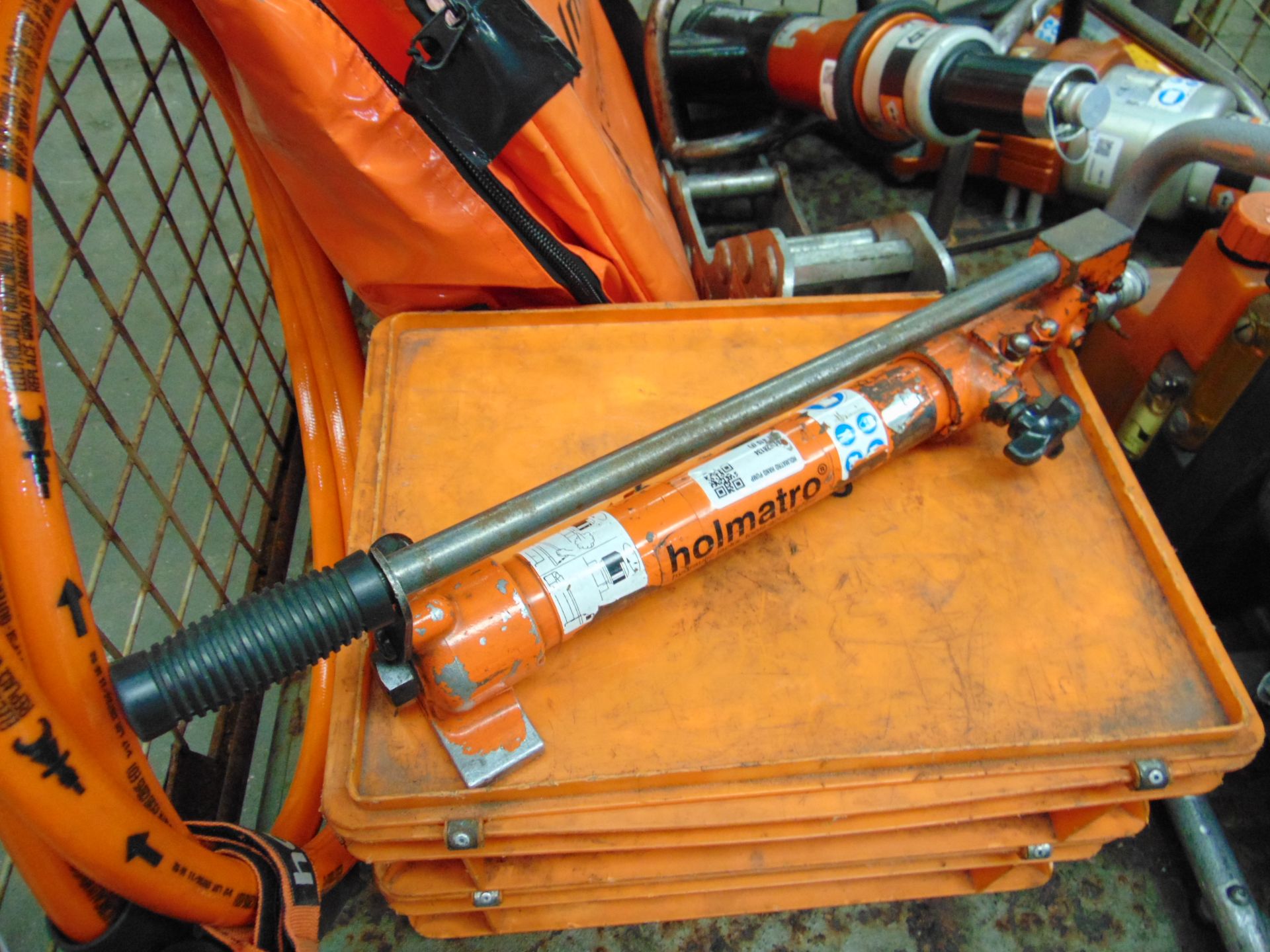 Holmatro Jaws of Life Rescue Kit inc Power Pack, Cutters, Spreaders, Ram etc - Image 9 of 14