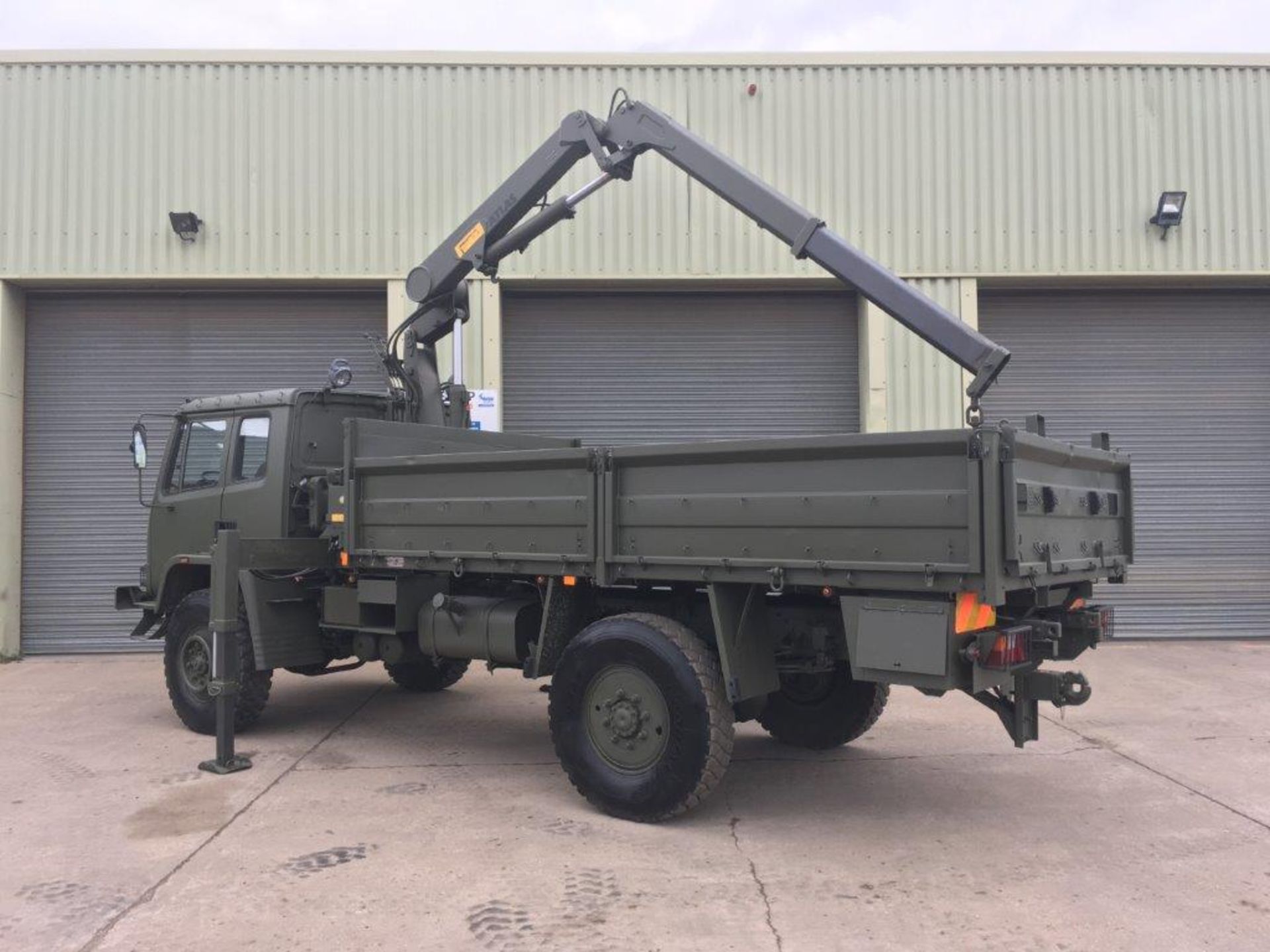 Leyland DAF 4X4 Truck complete with Atlas Crane - Image 6 of 20