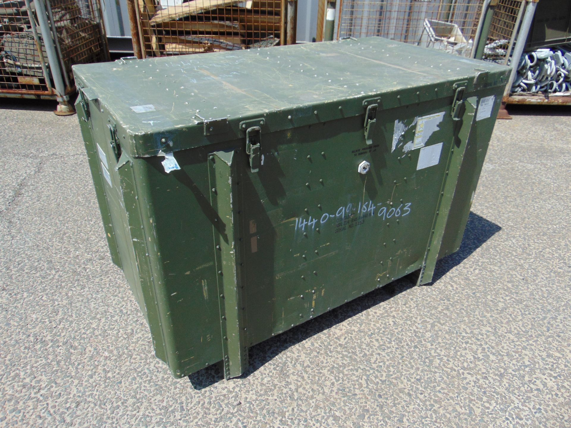 Aluminum Heavy Duty Waterproof Secure Storage Box 1.25mx0.65mx0.85m - Image 4 of 8