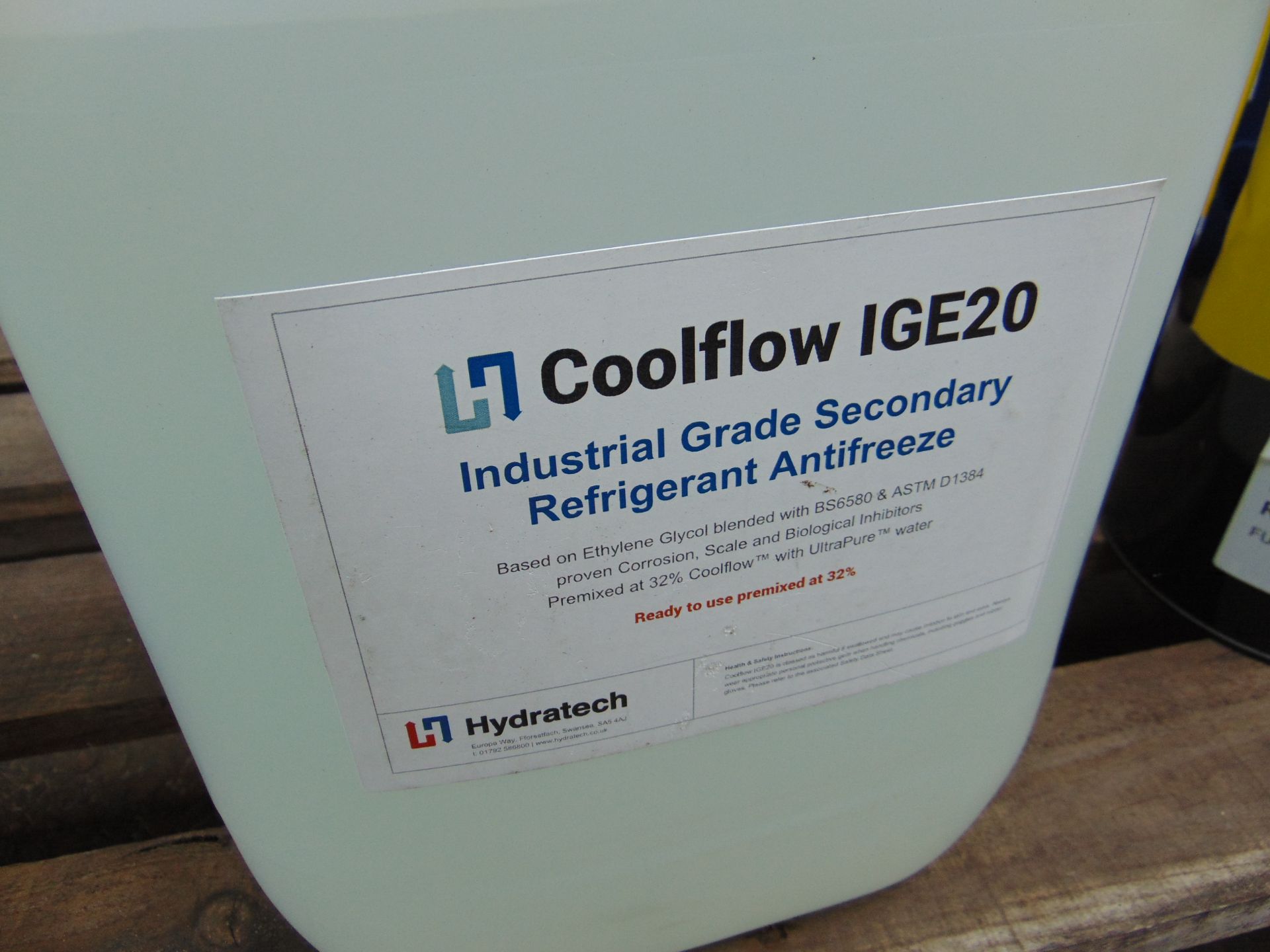 x Unissued 20L Coolflow Refrigerant Antifreeze - Image 4 of 4