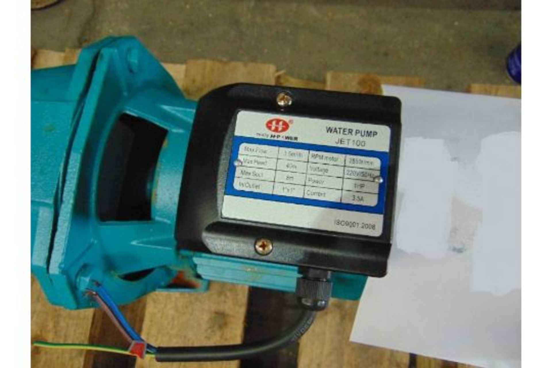 You are bidding for a Unissued 220 Volt 1Hp water pump 3.5 m3 / 40m head - Image 2 of 2