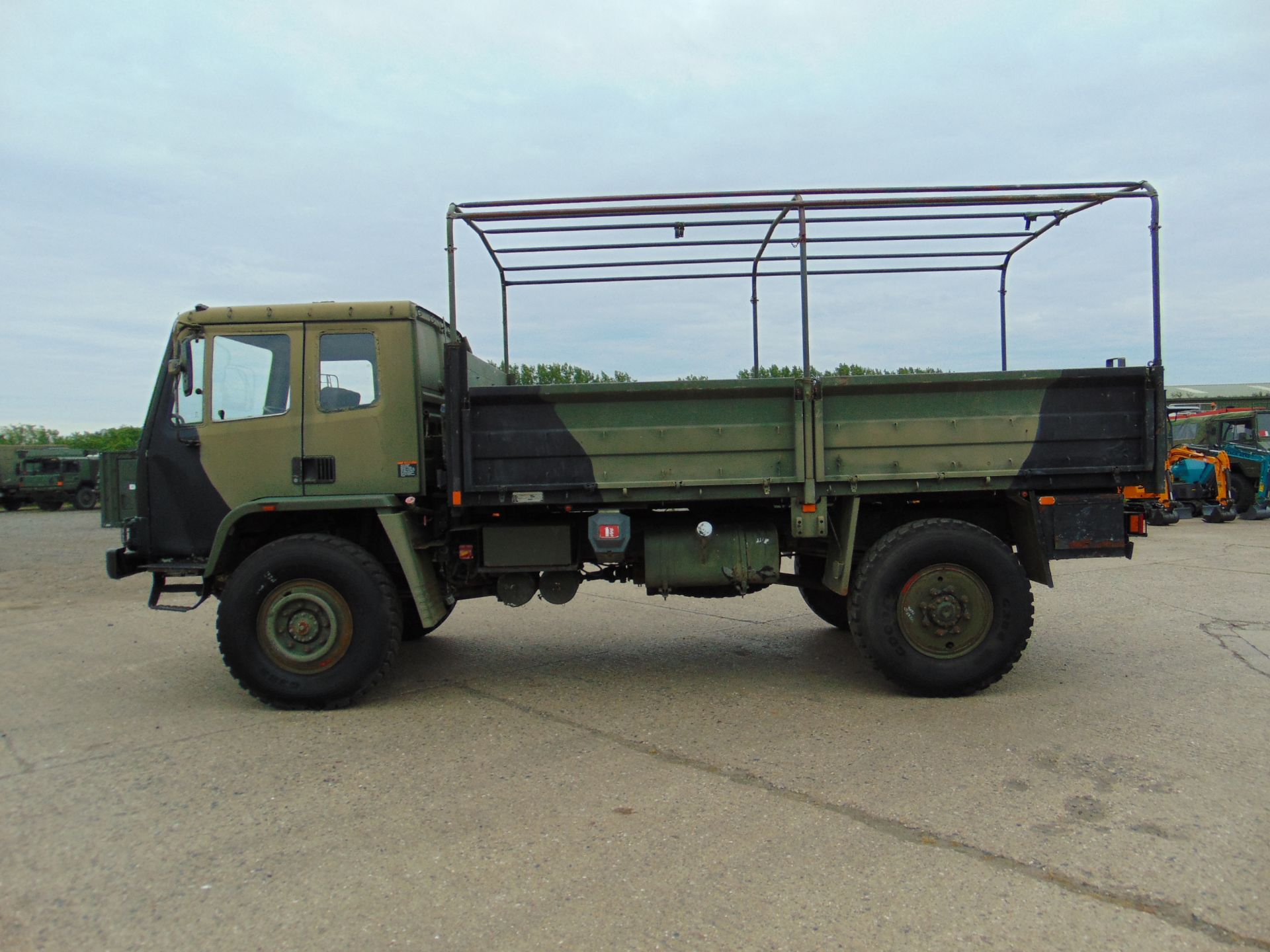 Leyland Daf 45/150 4 x 4 fitted with Hydraulic Winch ( operates Front and Rear ) - Image 4 of 23
