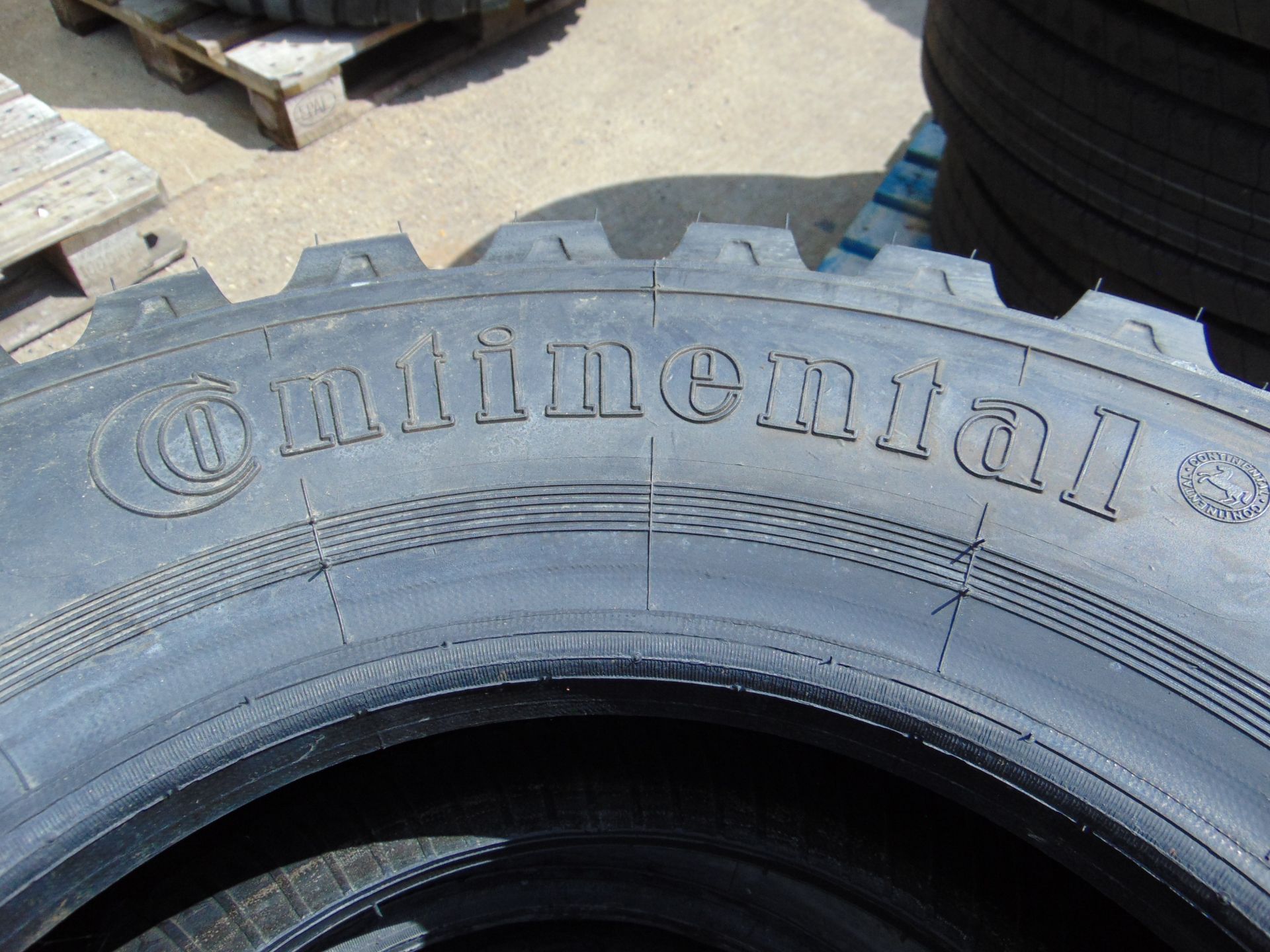 3x Continental Industrie 8.25 - 15 Tyres - Bild 4 aus 5