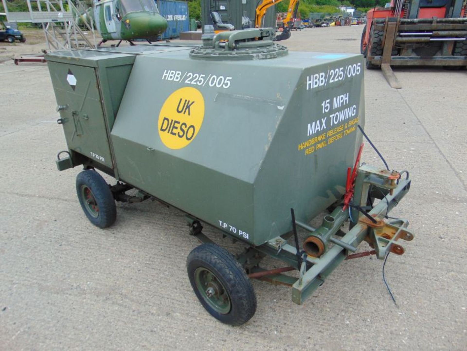 Mk4 Fuel Replenishment Trolley from RAF - Image 3 of 18