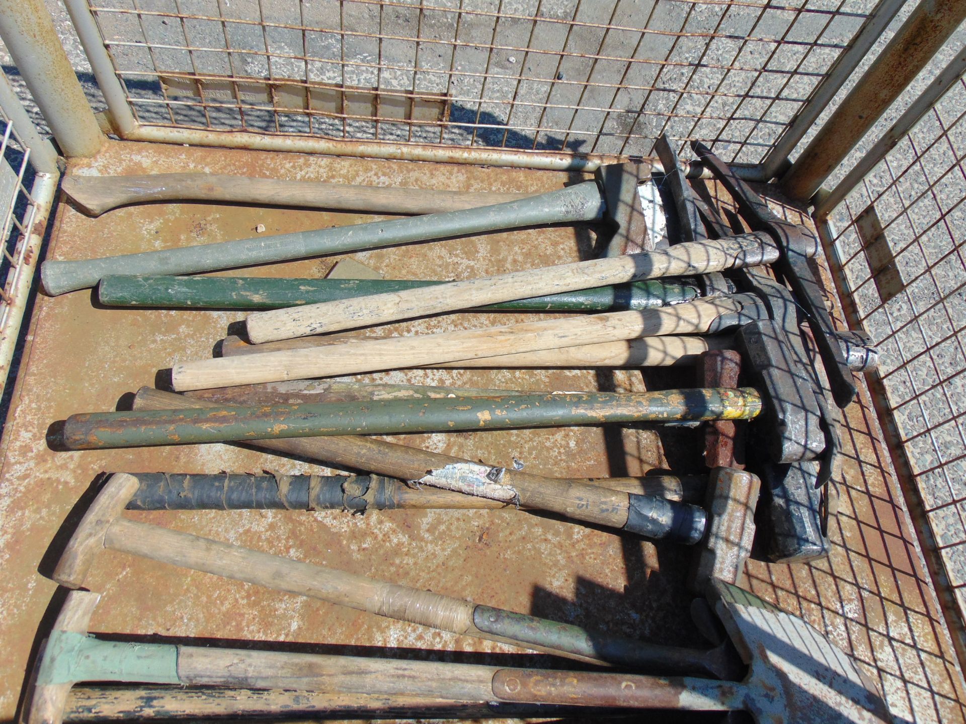 15 x Picks Shovels, Axes and Sledge Hammers - Image 3 of 4