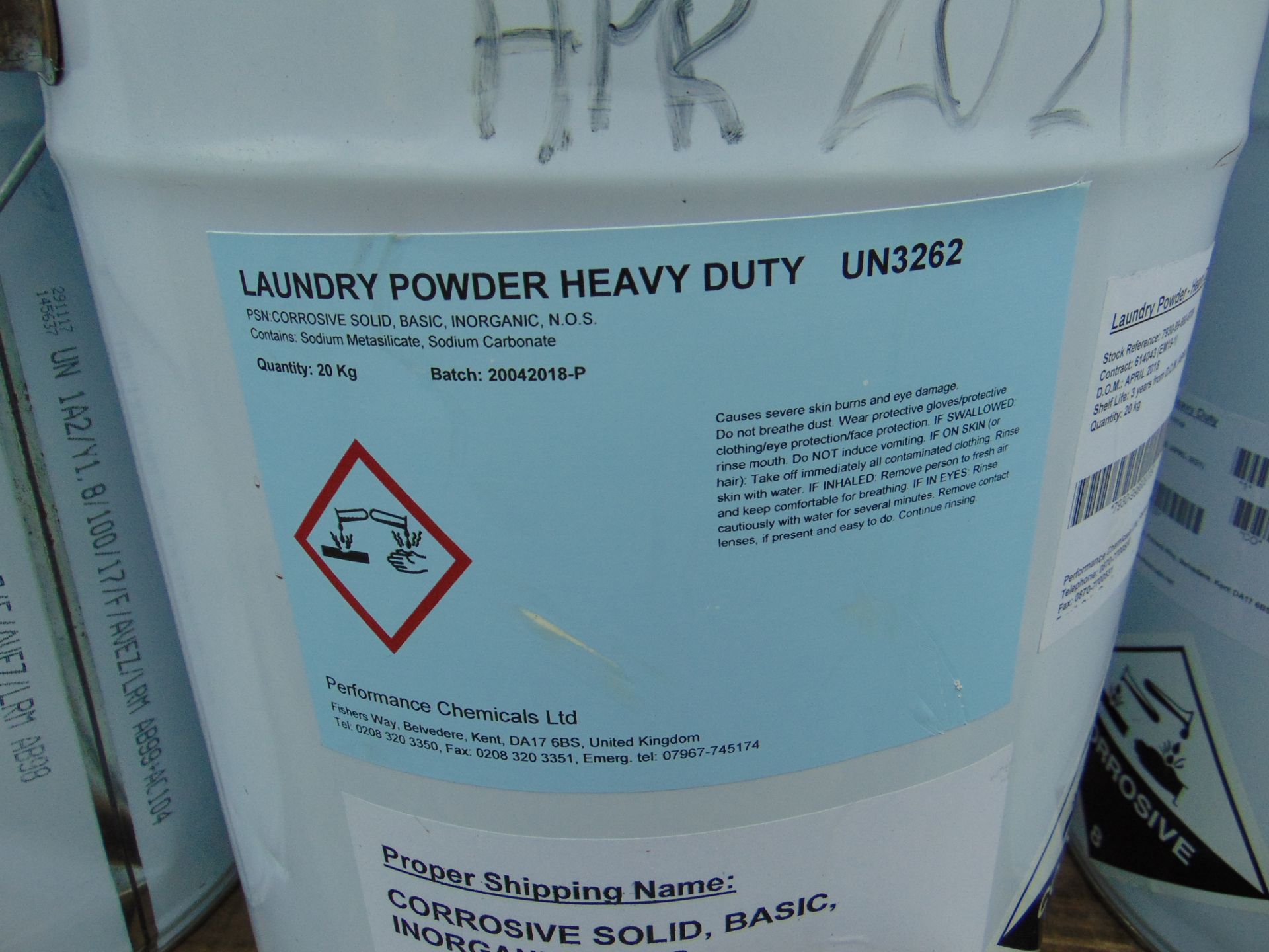 6x Unissued 20Kg Performance Chemicals Heavy Duty Laundry Powder ideal for all fabrics - Image 2 of 2